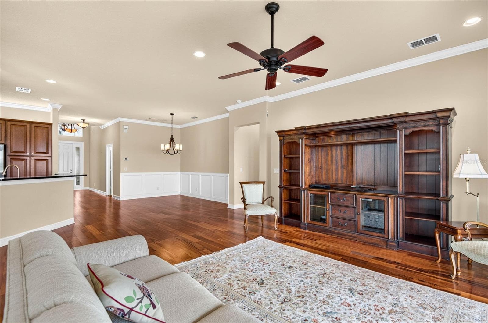 Single Family Residence at 15910 GOLDEN LAKES DR, WIMAUMA, photo 13 of 60