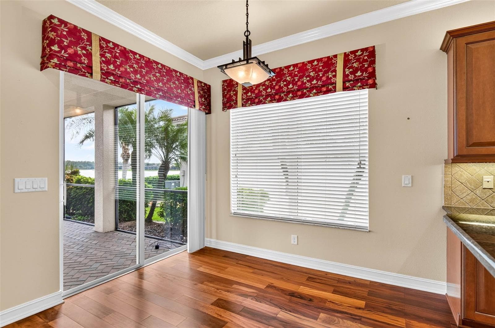 Single Family Residence at 15910 GOLDEN LAKES DR, WIMAUMA, photo 14 of 60