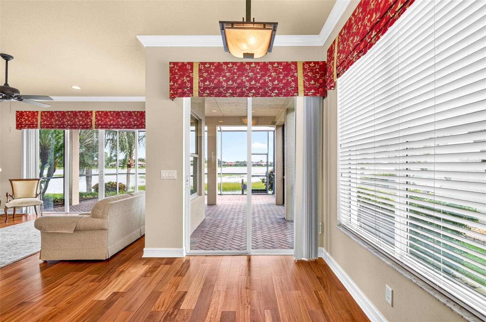 Single Family Residence at 15910 GOLDEN LAKES DR, WIMAUMA, photo 15 of 60
