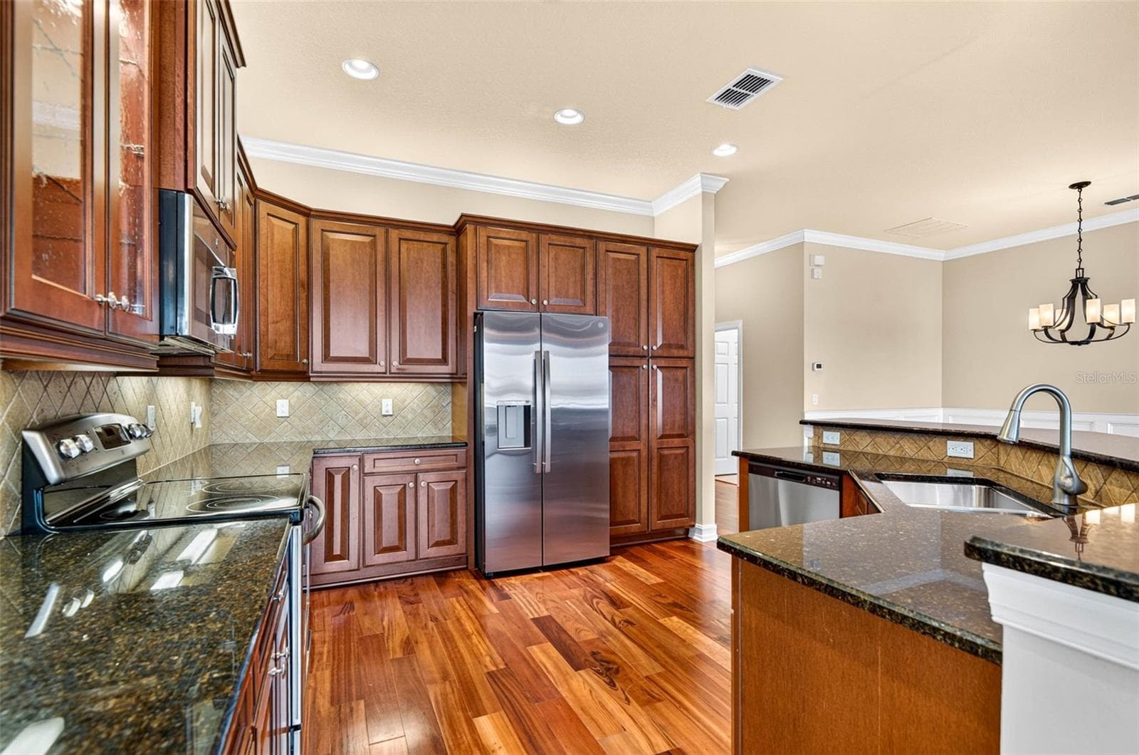 Single Family Residence at 15910 GOLDEN LAKES DR, WIMAUMA, photo 17 of 60
