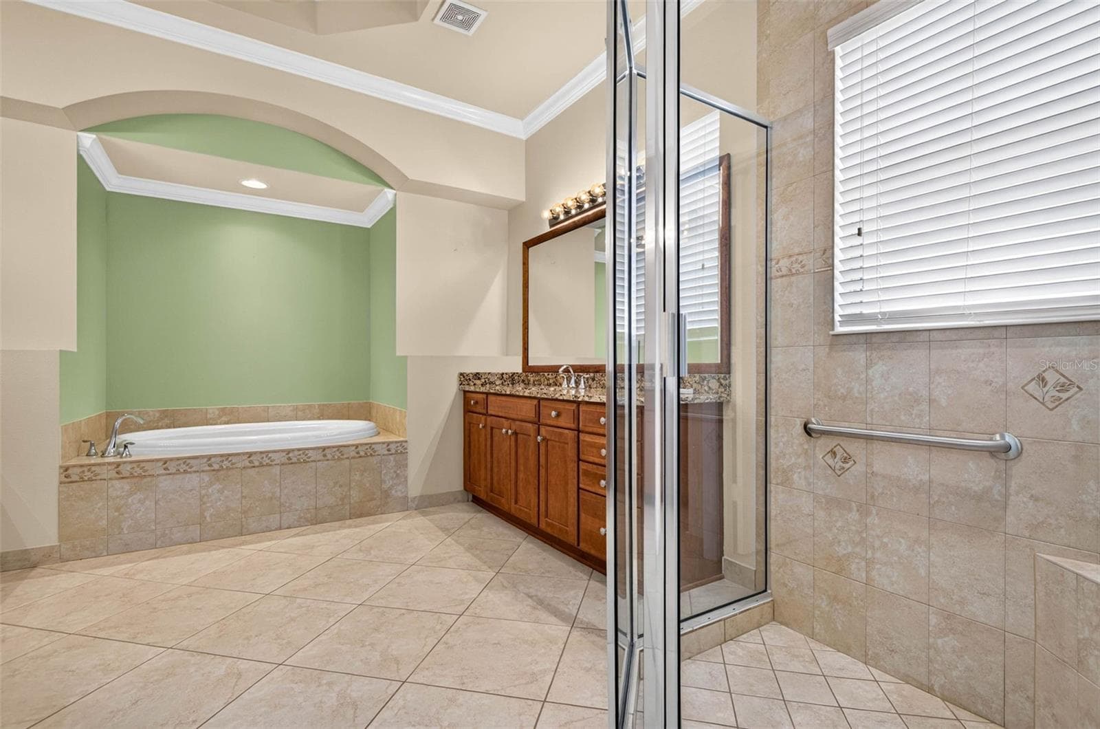 Single Family Residence at 15910 GOLDEN LAKES DR, WIMAUMA, photo 27 of 60