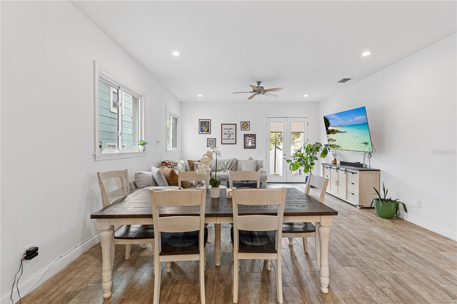 Townhouse at 2113 W CASS ST #1, TAMPA, photo 8 of 40