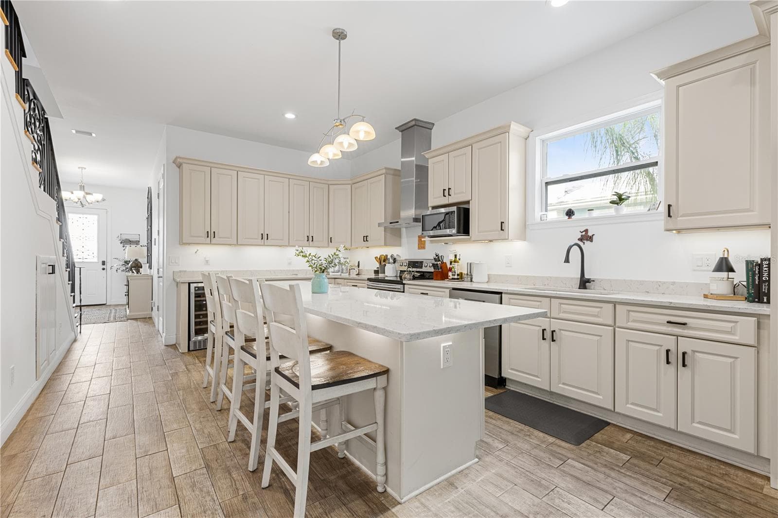 Townhouse at 2113 W CASS ST #1, TAMPA, photo 11 of 40