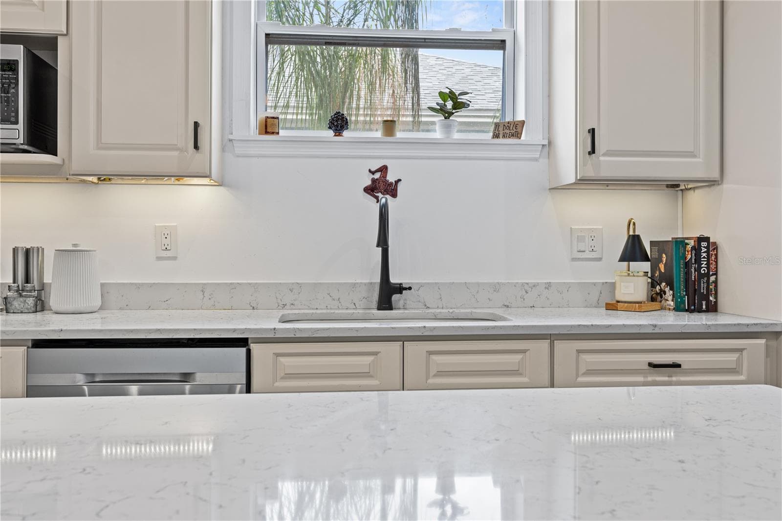 Townhouse at 2113 W CASS ST #1, TAMPA, photo 16 of 40