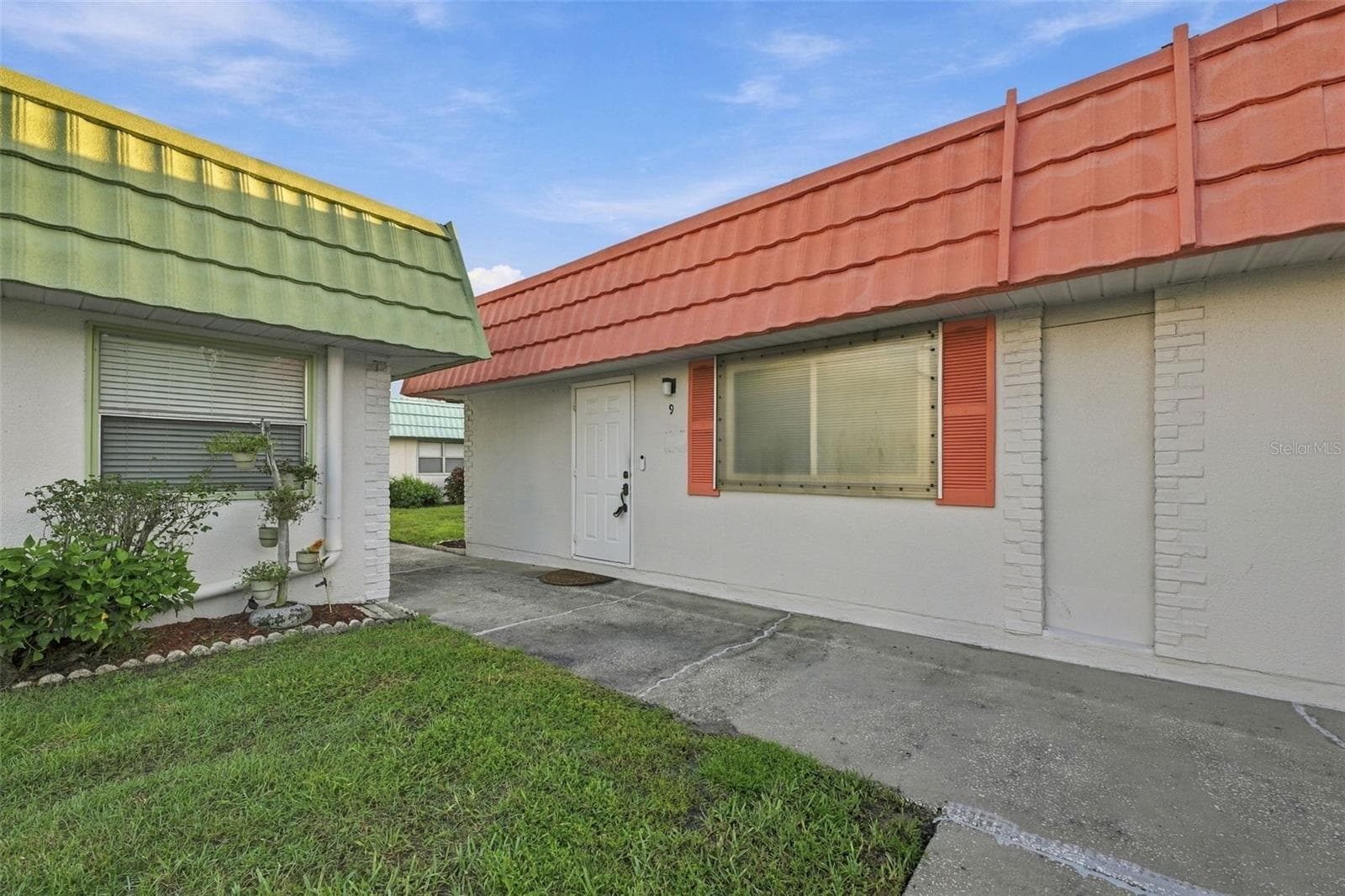 Condominium at 1802 BEDFORD LN #9, SUN CITY CENTER, photo 2 of 84