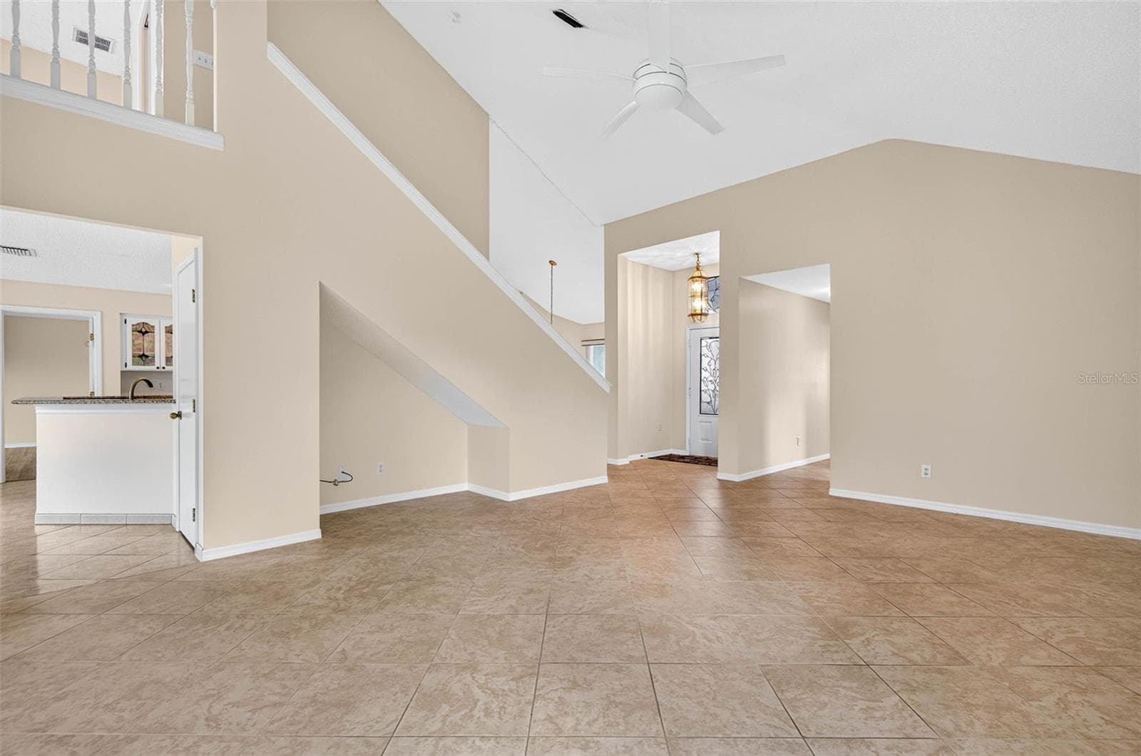 Single Family Residence at 1704 TREMONT CT, SUN CITY CENTER, photo 8 of 55