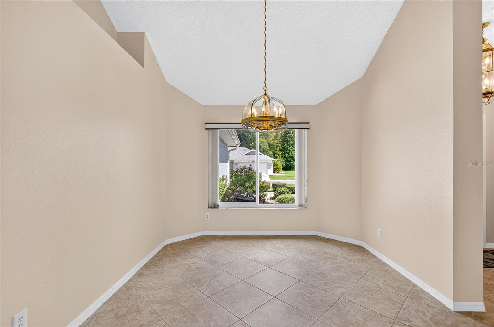 Single Family Residence at 1704 TREMONT CT, SUN CITY CENTER, photo 10 of 55