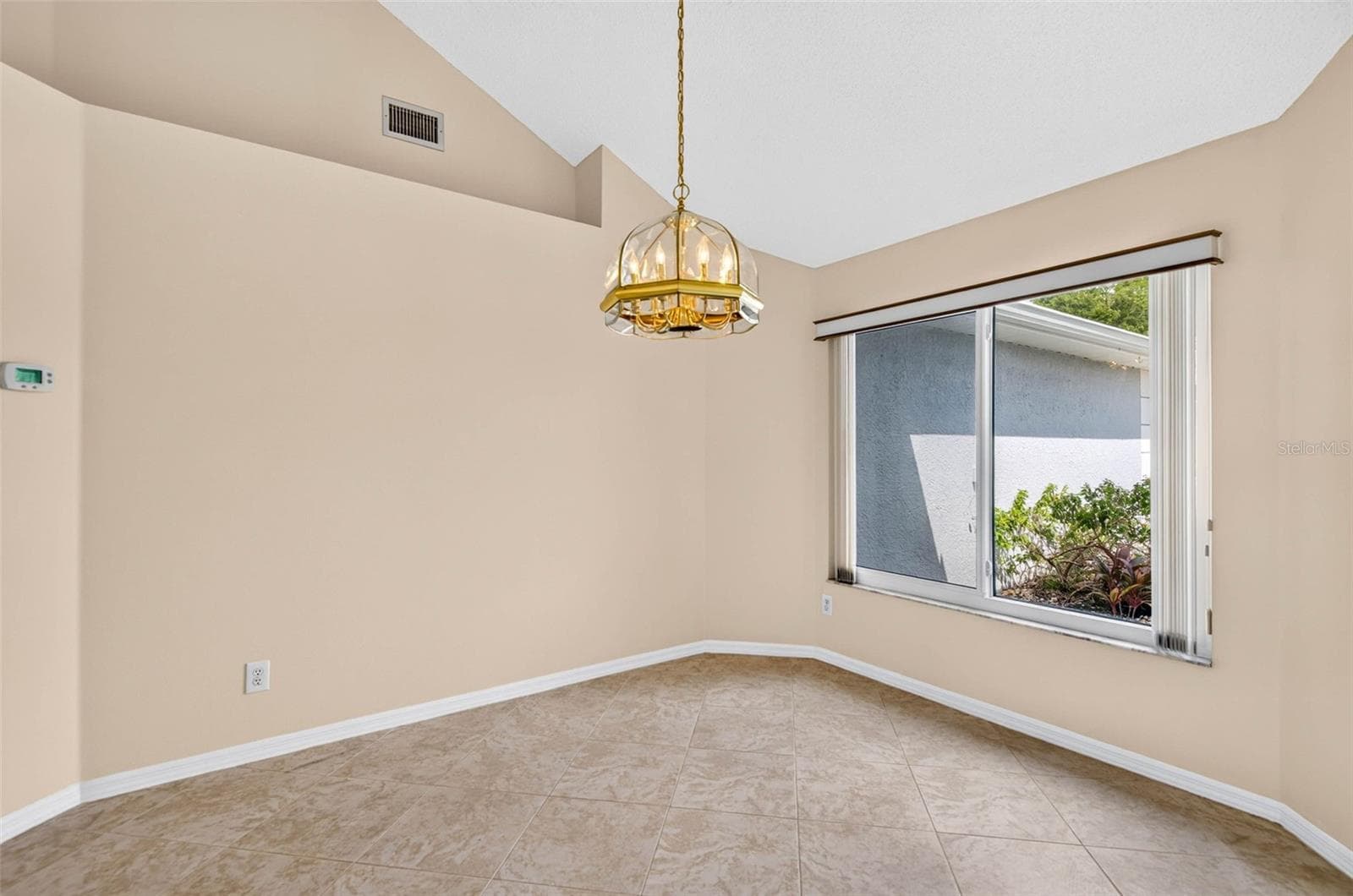 Single Family Residence at 1704 TREMONT CT, SUN CITY CENTER, photo 11 of 55