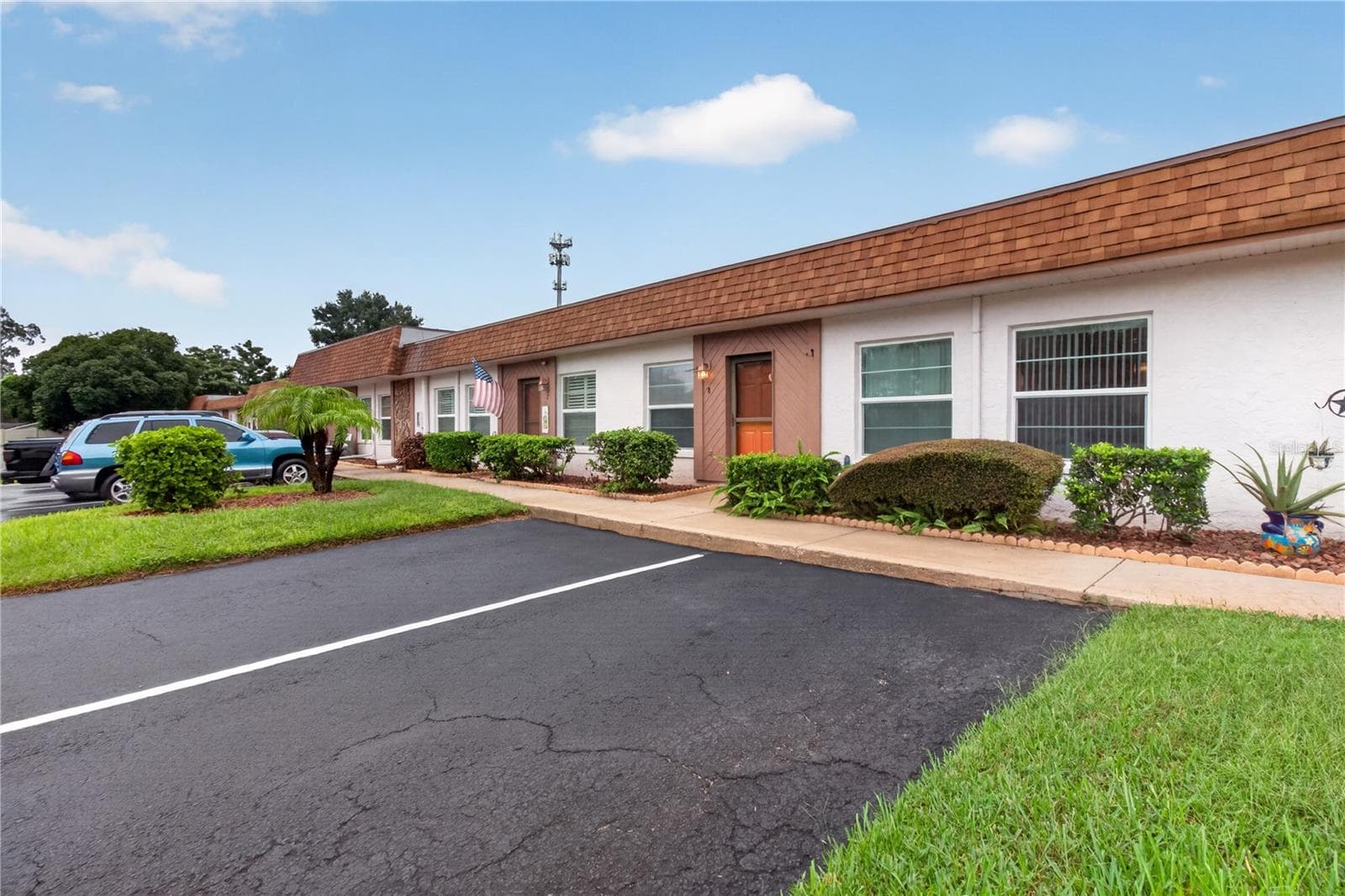 Condominium at 6176 CHESHAM DR #8, NEW PORT RICHEY, photo 47 of 49