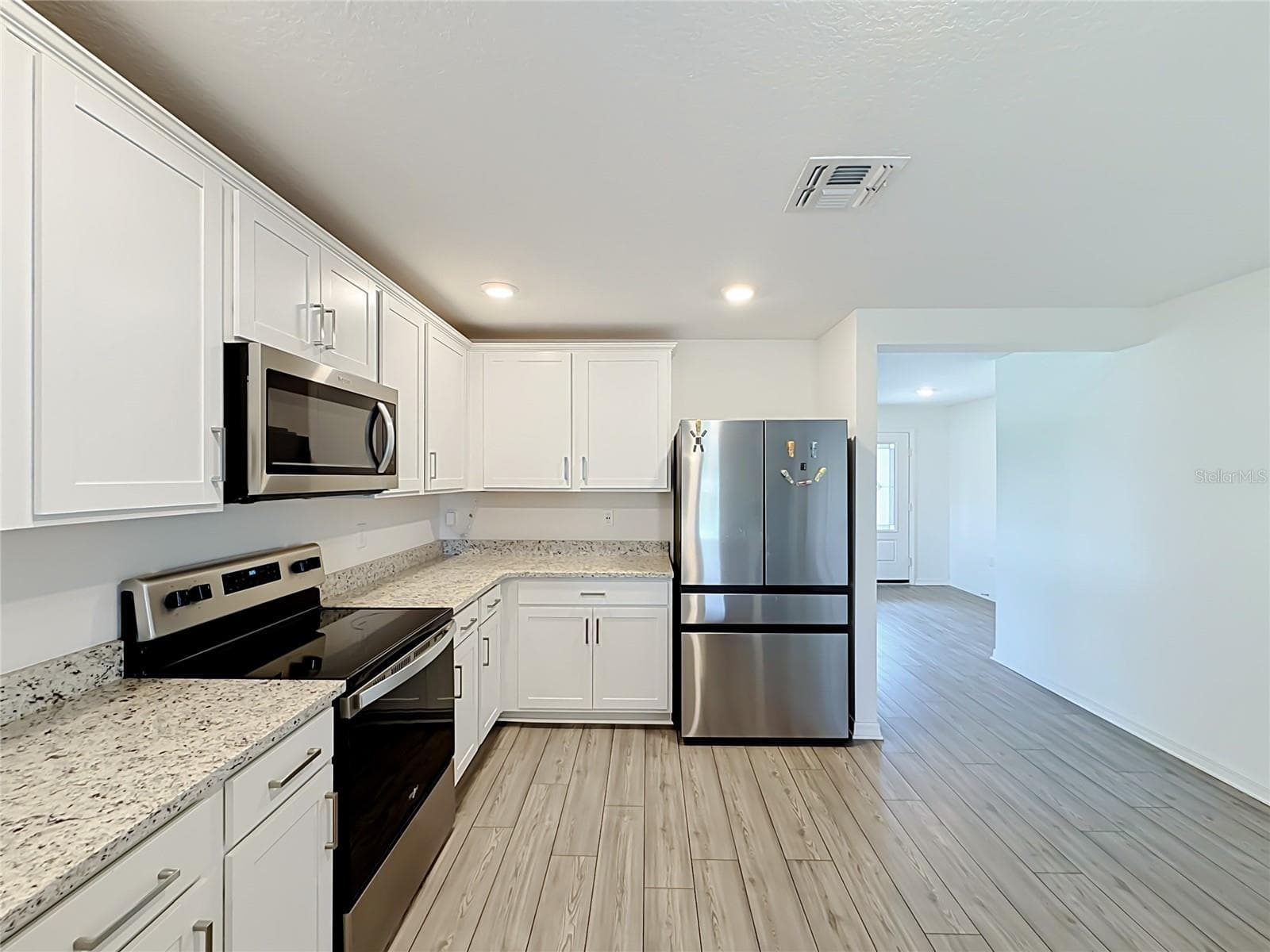 Single Family Residence at 12951 DEL LAGO DR, ASTATULA, photo 20 of 57