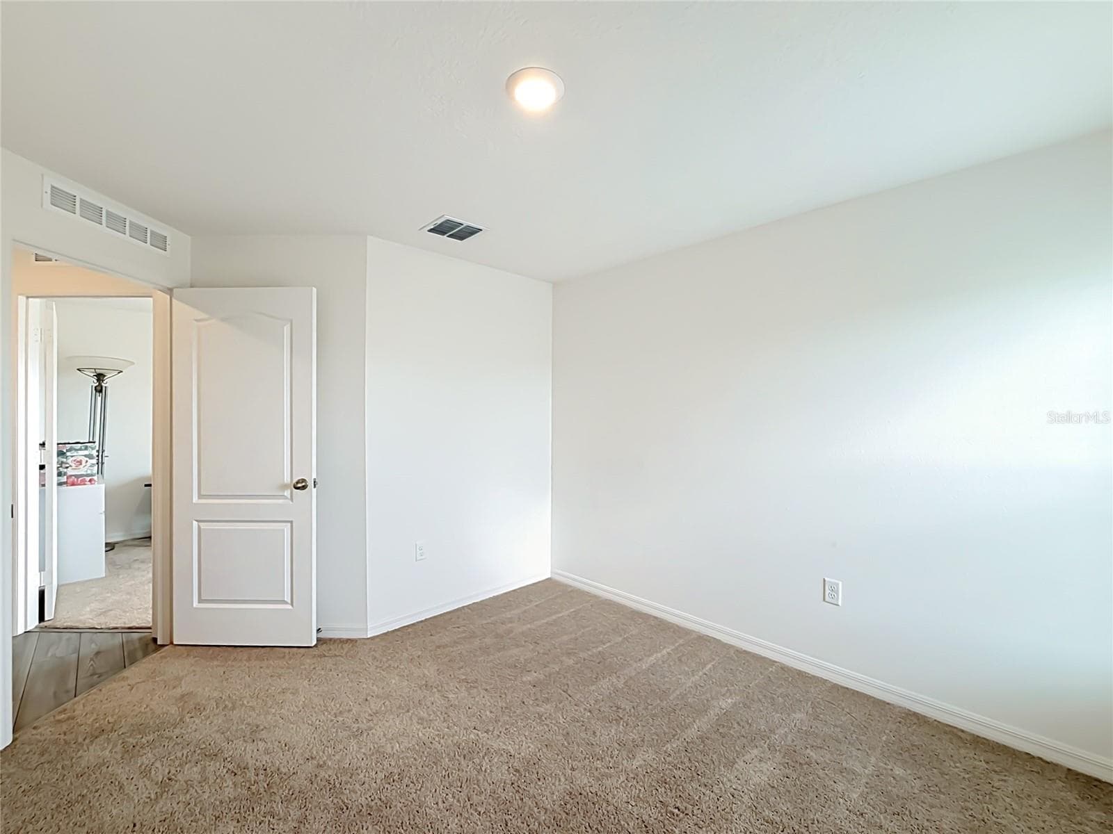 Single Family Residence at 12951 DEL LAGO DR, ASTATULA, photo 28 of 57