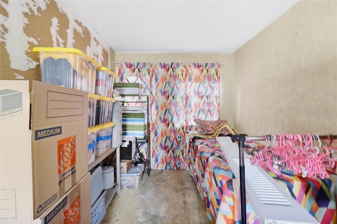 Spareroom 2 - 360 S Inglis AVE, INGLIS FL 34449