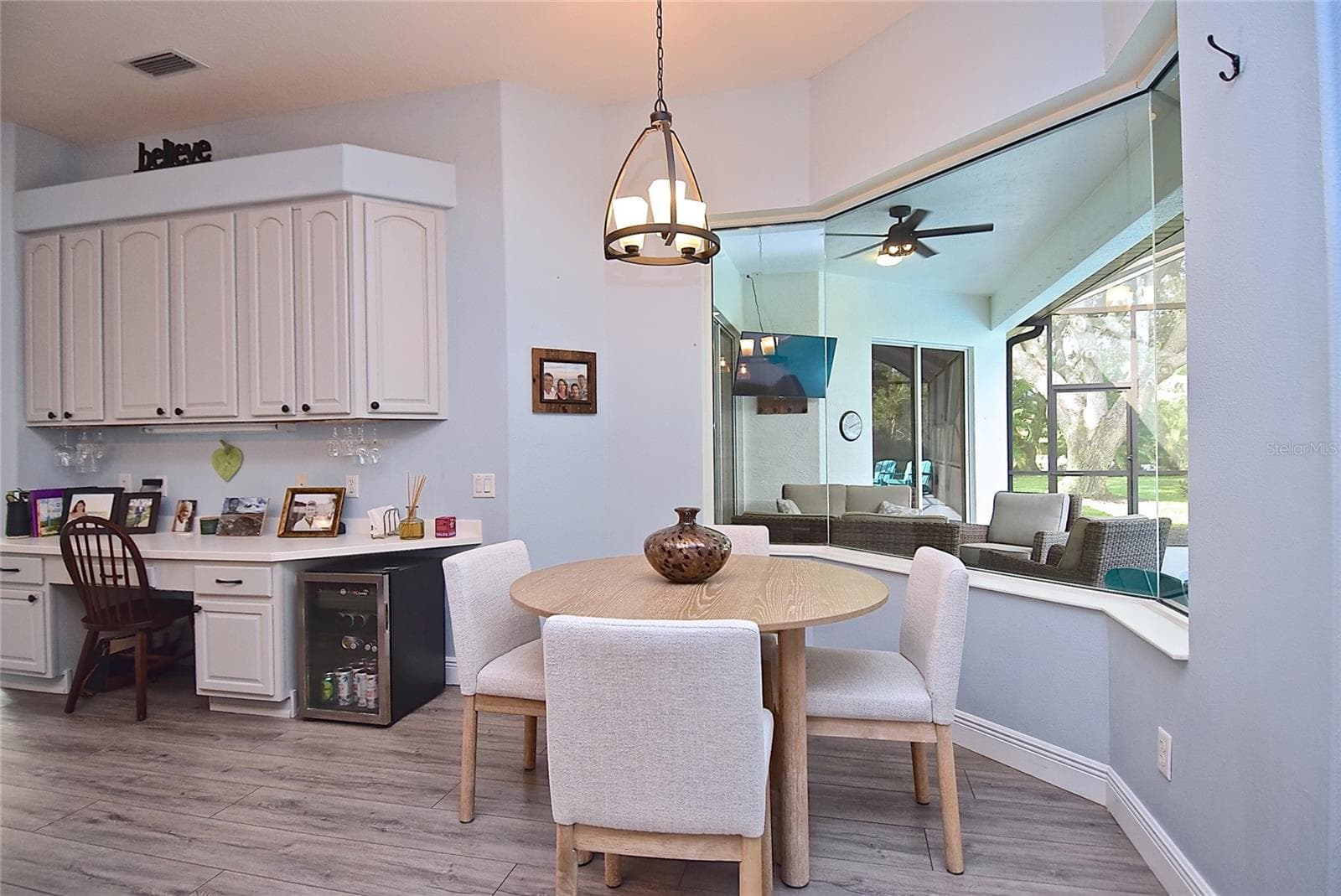 Breakfast nook - 8309 MISTY LAKE CIR, SARASOTA