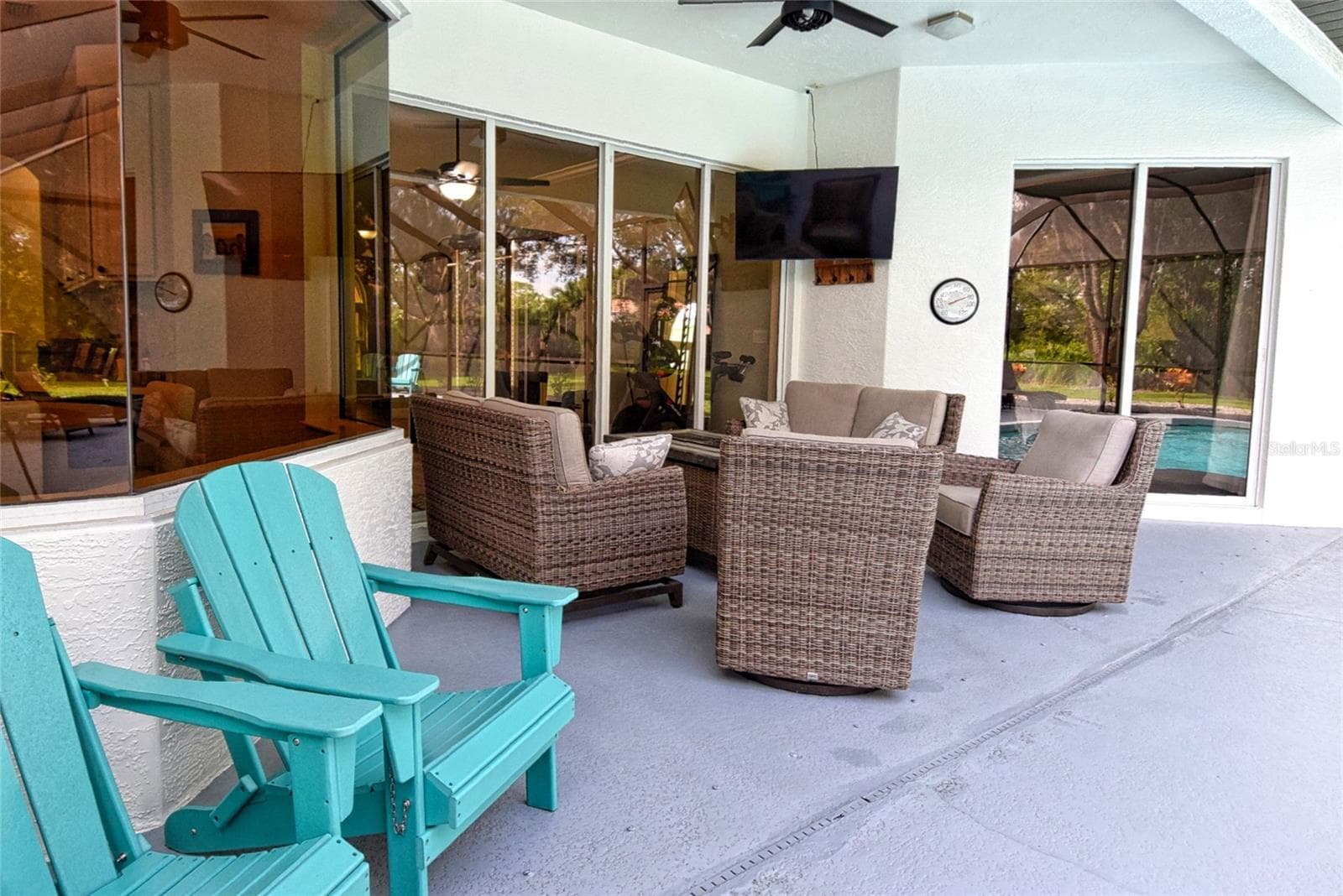 Lanai seating - 8309 MISTY LAKE CIR, SARASOTA
