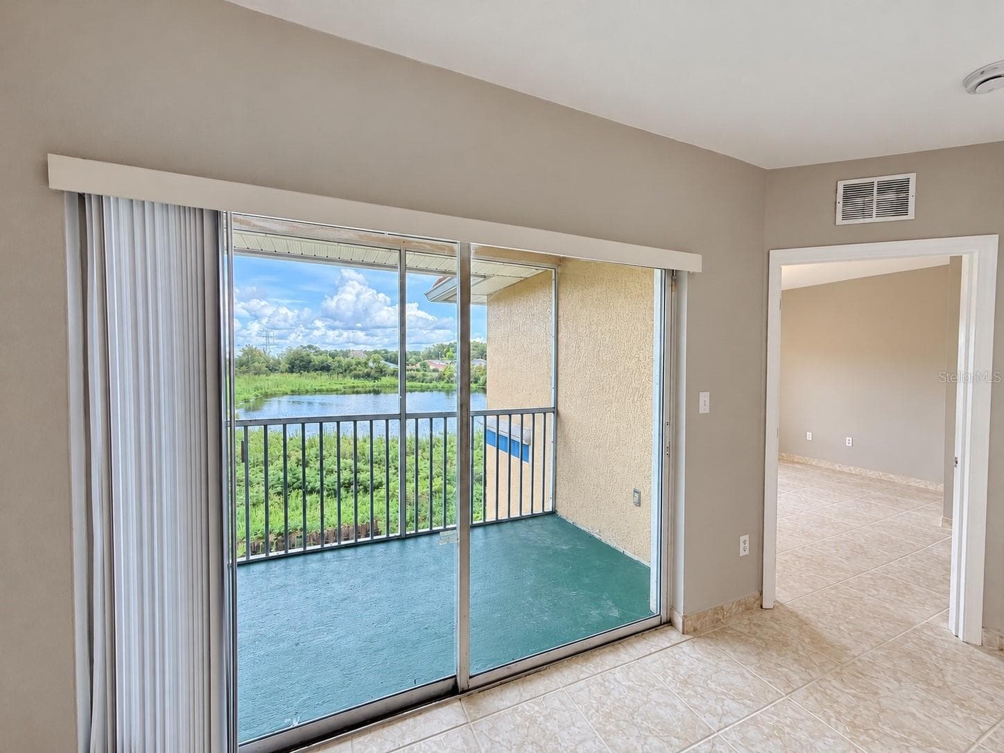 Condominium at 522 VILLA DEL SOL CIR #203, ORLANDO, photo 2 of 19