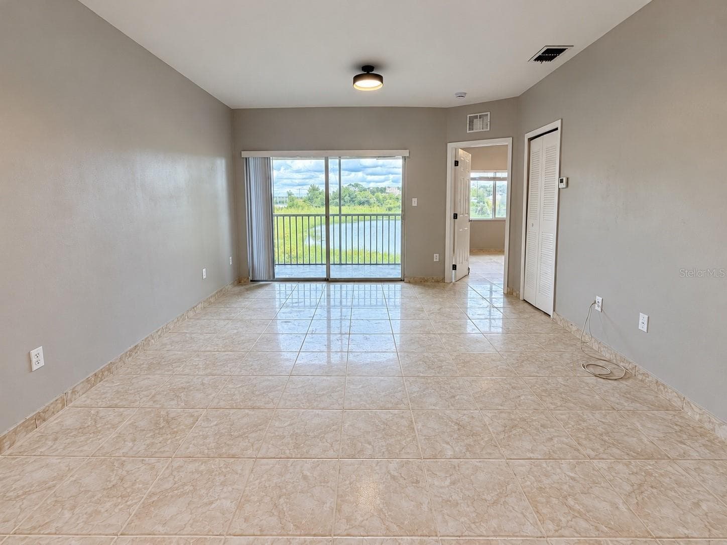 Condominium at 522 VILLA DEL SOL CIR #203, ORLANDO, photo 4 of 19