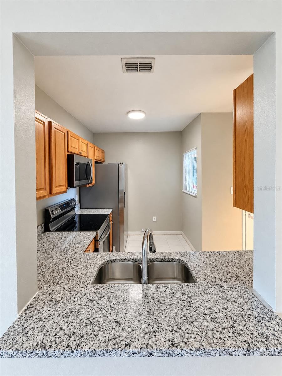 Condominium at 522 VILLA DEL SOL CIR #203, ORLANDO, photo 14 of 19