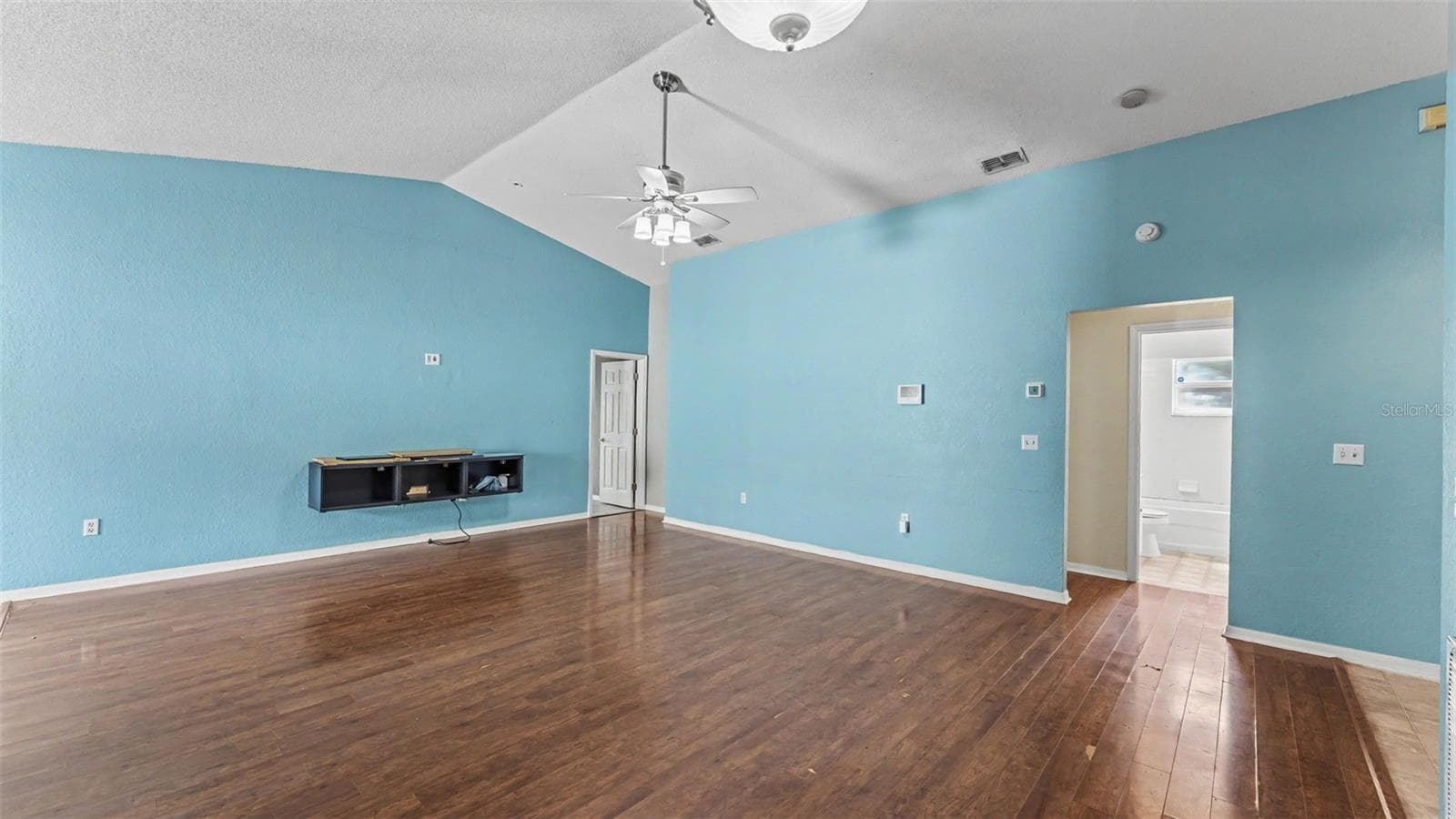 Single Family Residence at 1793 GREY FOX DR, LAKELAND, photo 4 of 39