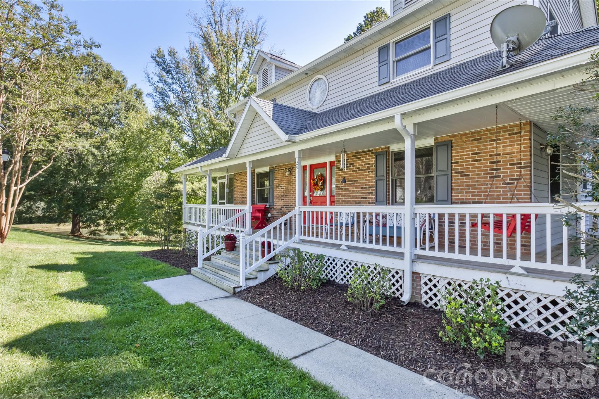 Front Entrance to the home - 2911 Middleton Place, Hendersonville