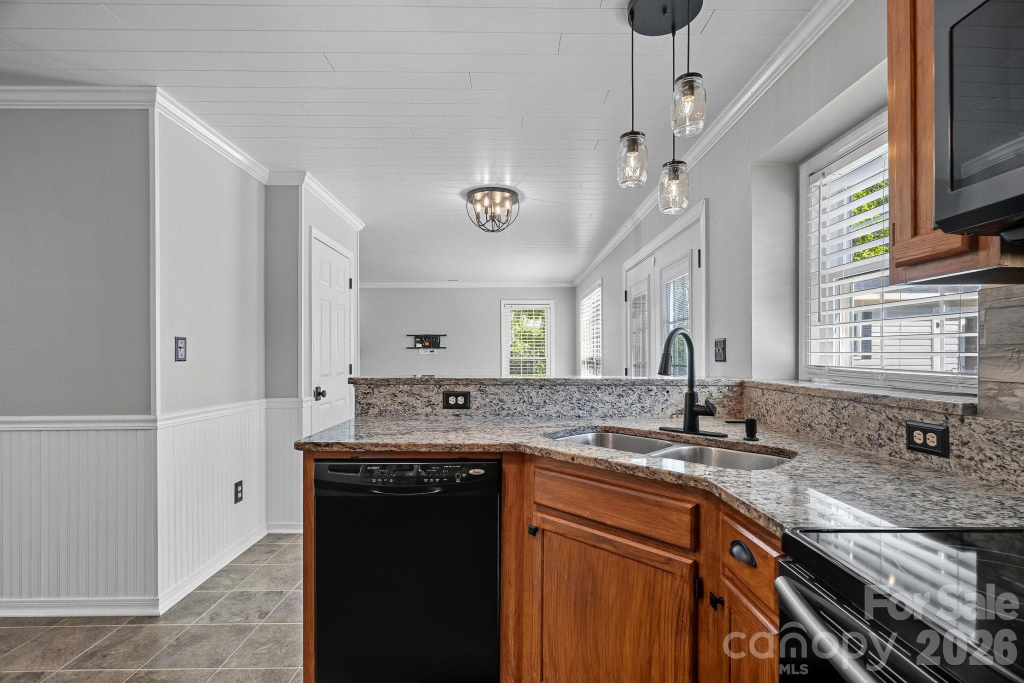 Single Family Residence at 8004 Rachel Court, Waxhaw, photo 8 of 44