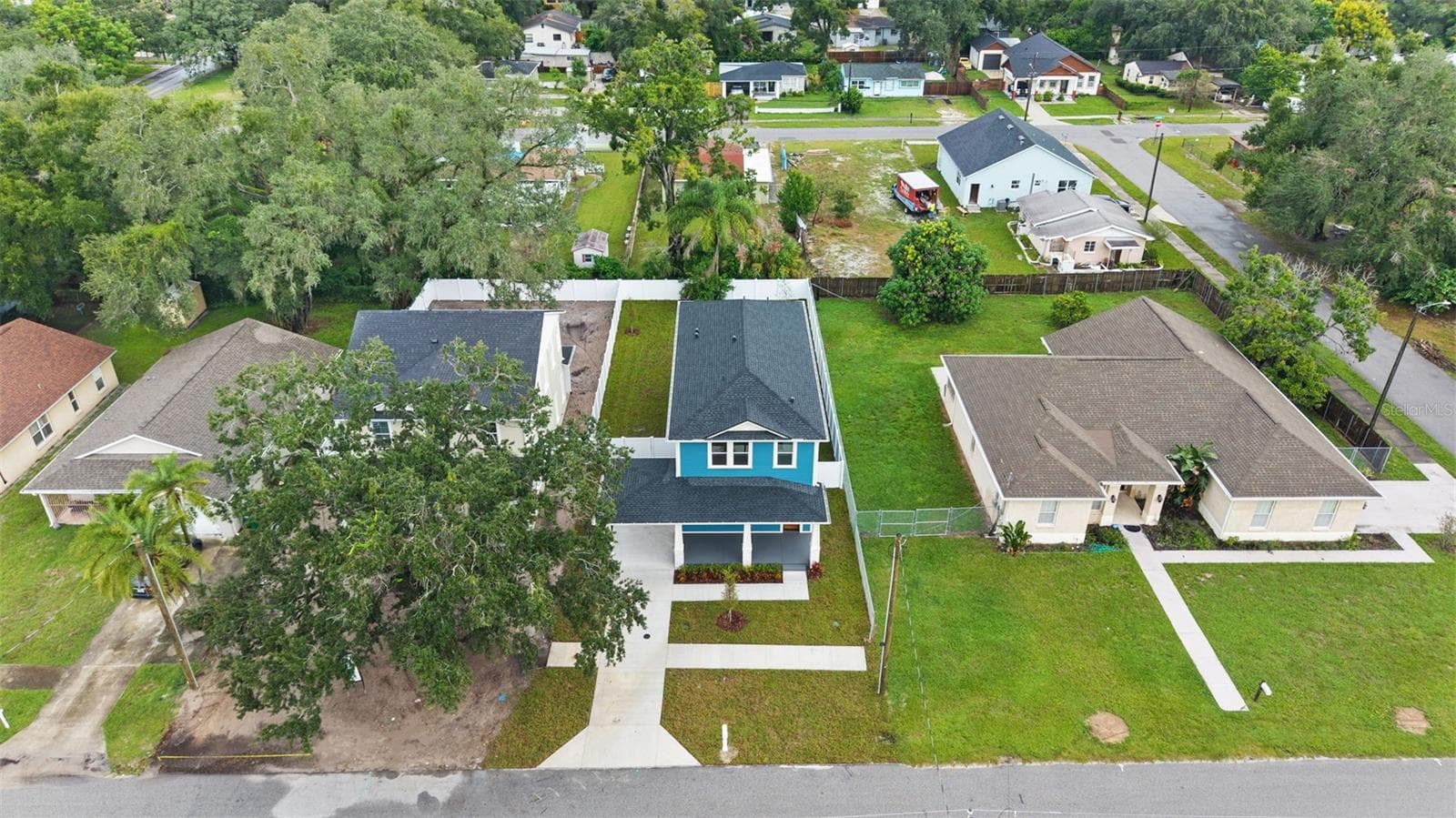 Single Family Residence at 1910 E GENESEE ST, TAMPA, photo 57 of 61