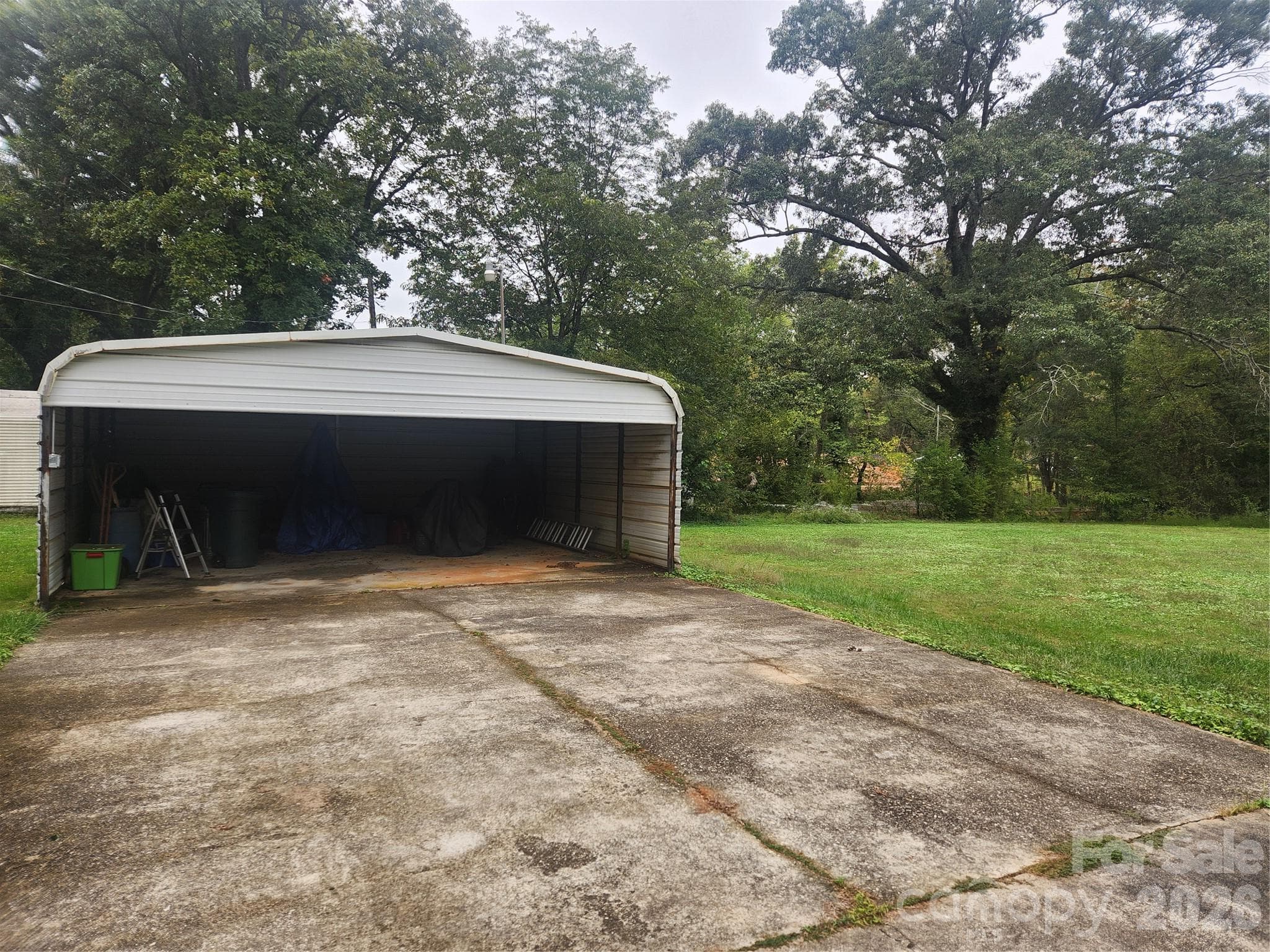 Metal Double Garage - 1327 21st Street Street NE, Hickory