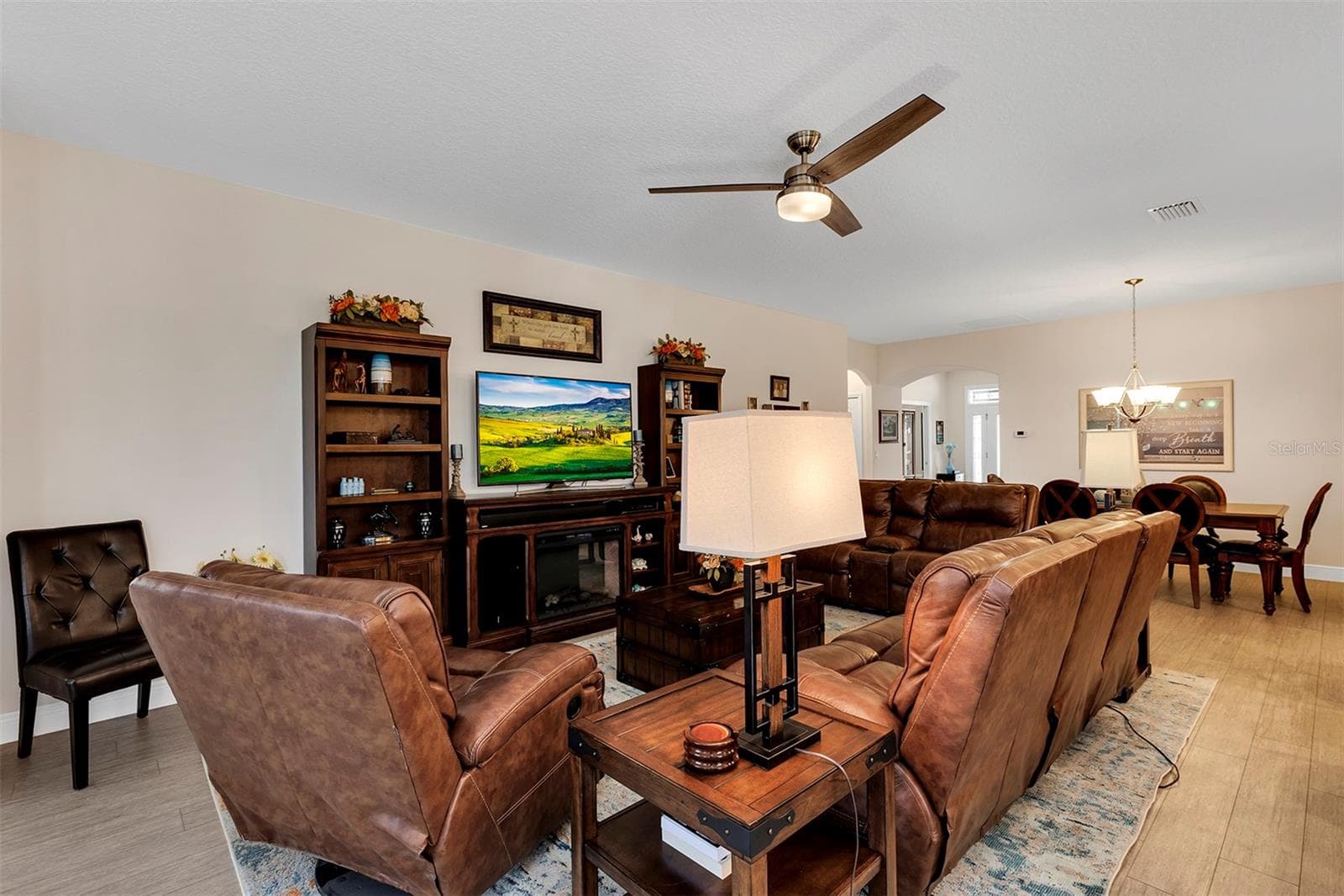 Single Family Residence at 27040 CAMERONS RUN, LEESBURG, photo 10 of 54