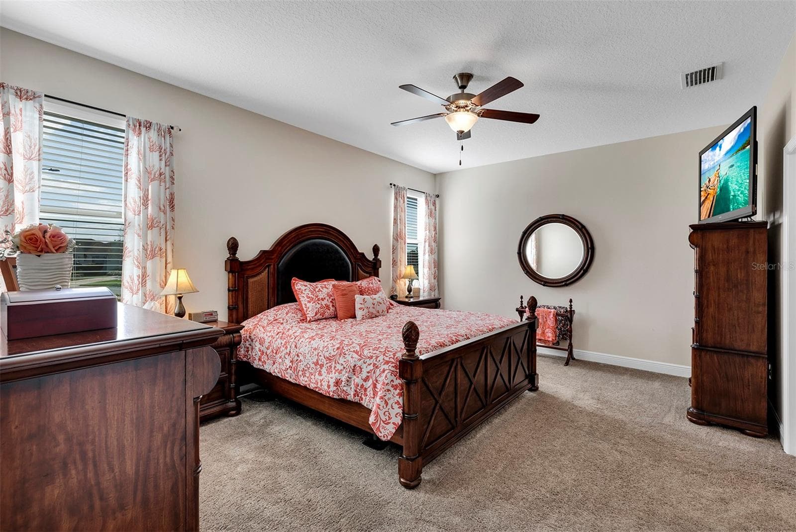 Single Family Residence at 27040 CAMERONS RUN, LEESBURG, photo 16 of 54