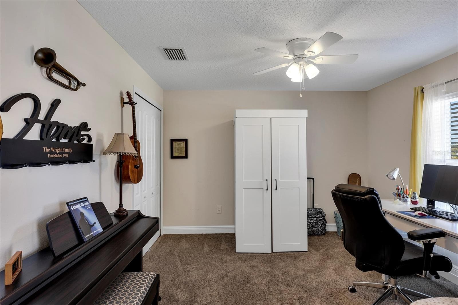 Single Family Residence at 27040 CAMERONS RUN, LEESBURG, photo 23 of 54