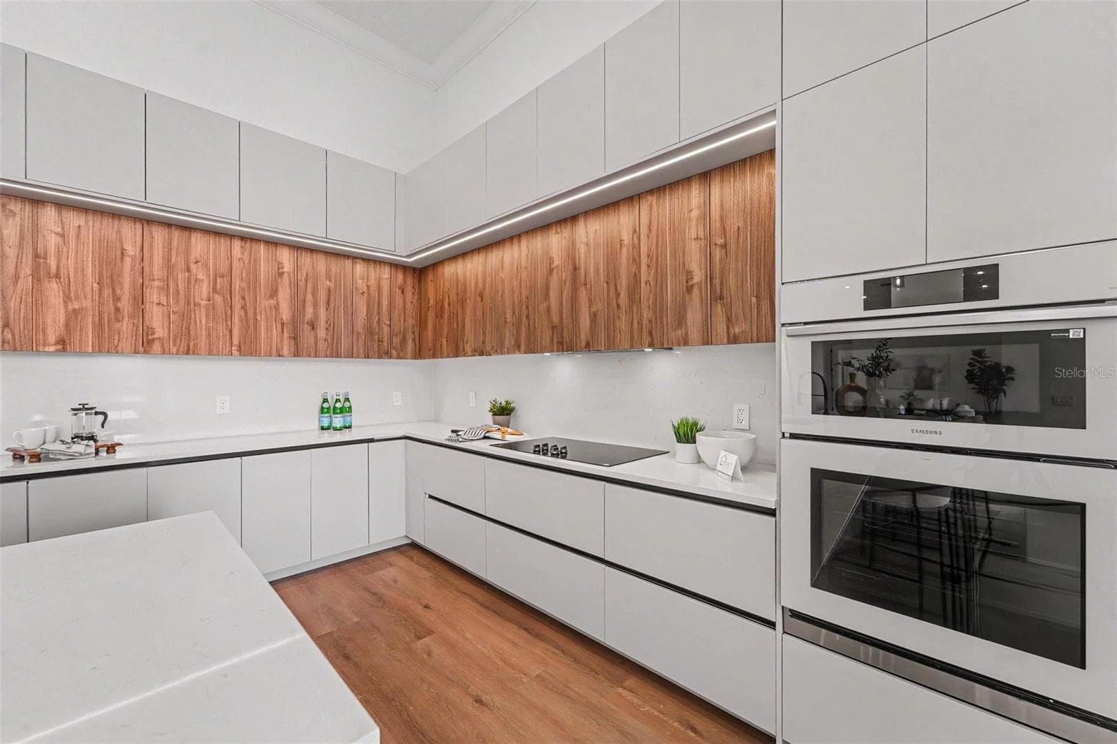 Kitchen - 5021 WESLEY DR, TAMPA