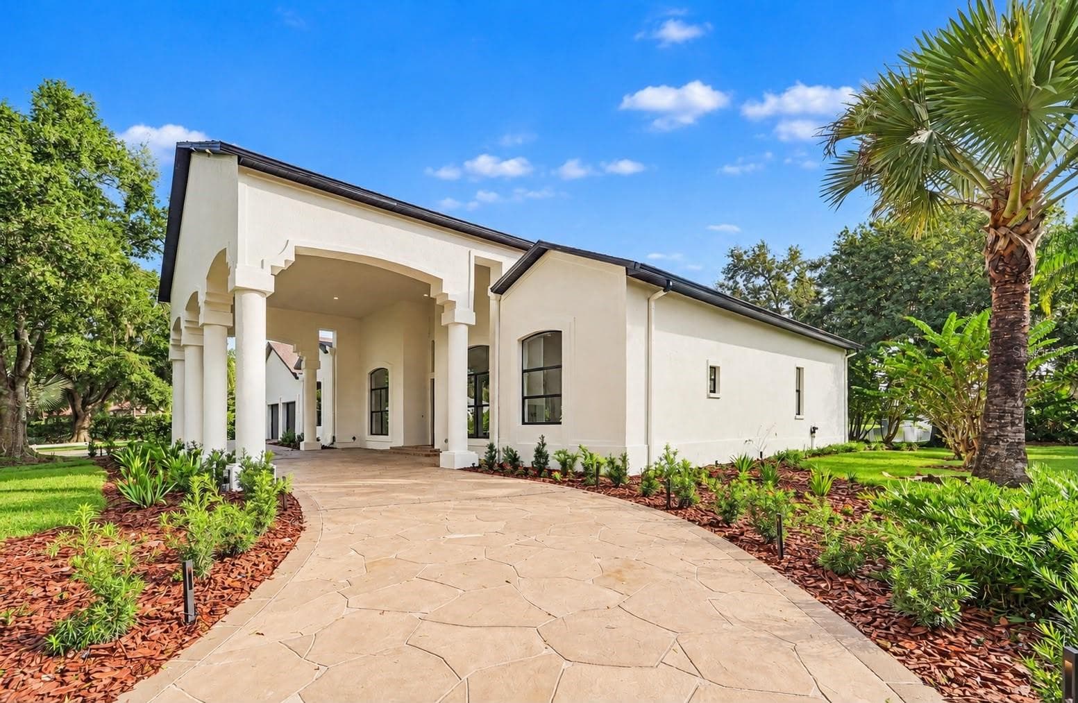 Entry - 5021 WESLEY DR, TAMPA