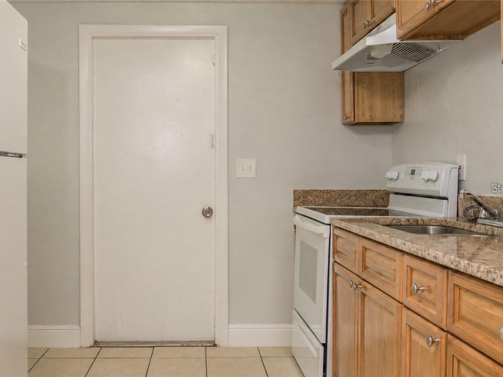 Virtually staged - 9416 GREYSTONE RD, THONOTOSASSA