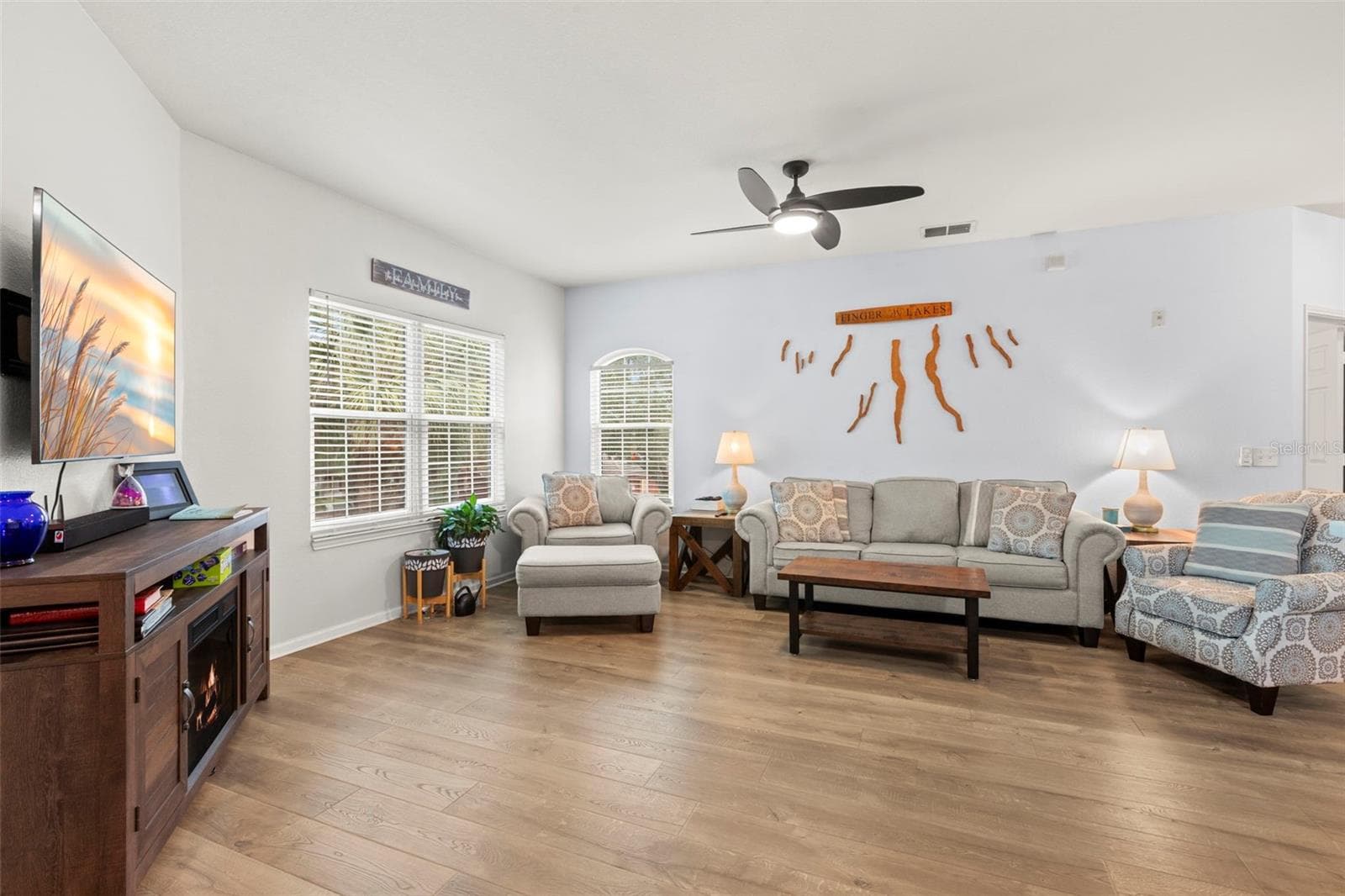 Condominium at 2279 PORTOFINO PL #20-2024, PALM HARBOR, photo 7 of 40