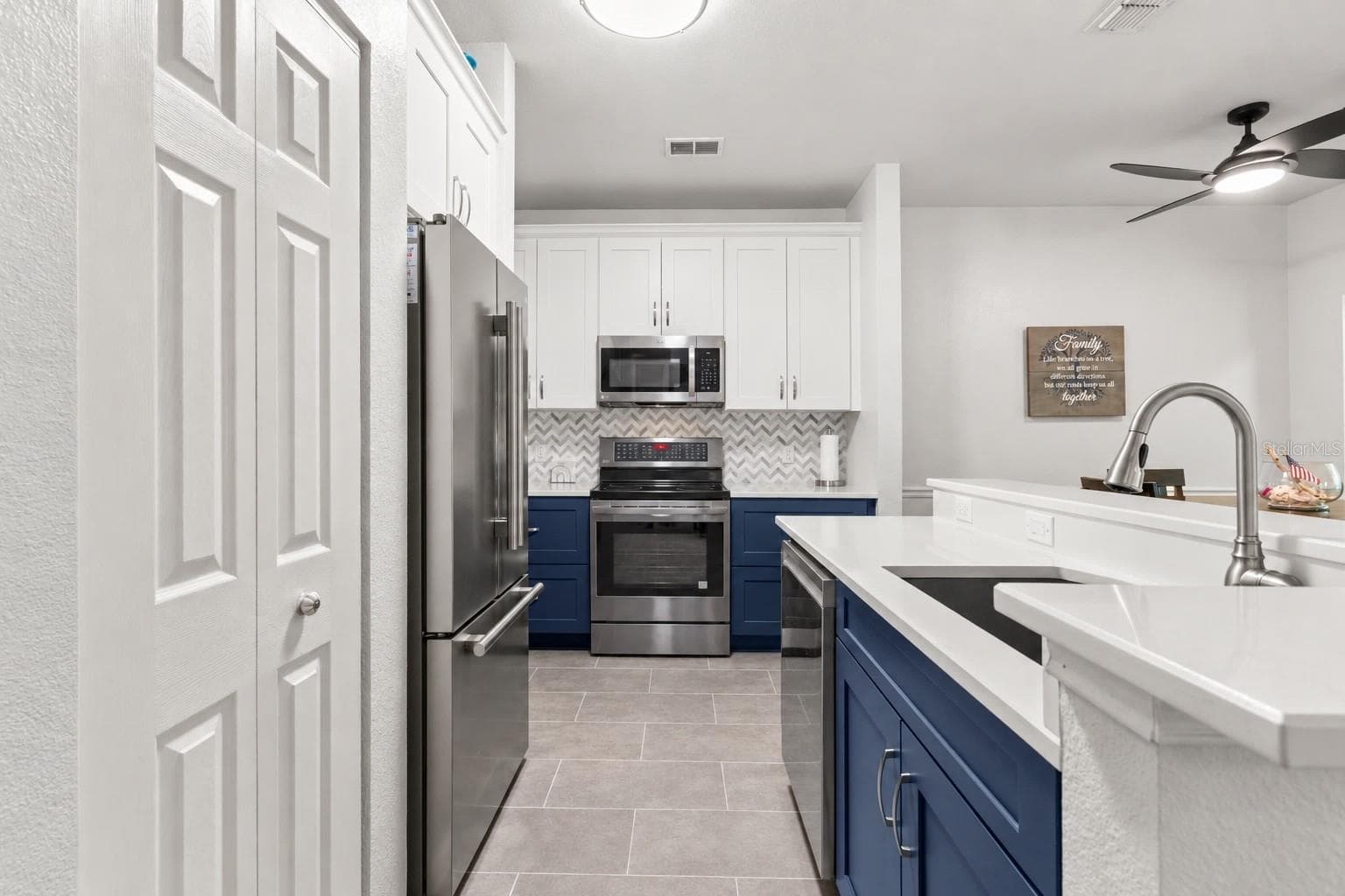 Condominium at 2279 PORTOFINO PL #20-2024, PALM HARBOR, photo 11 of 40