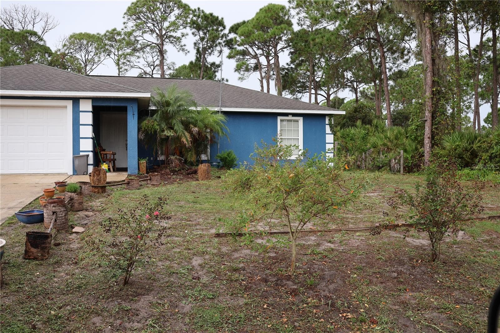 Single Family Residence at 1102 REDBIRD ST, LAKE PLACID, photo 2 of 19