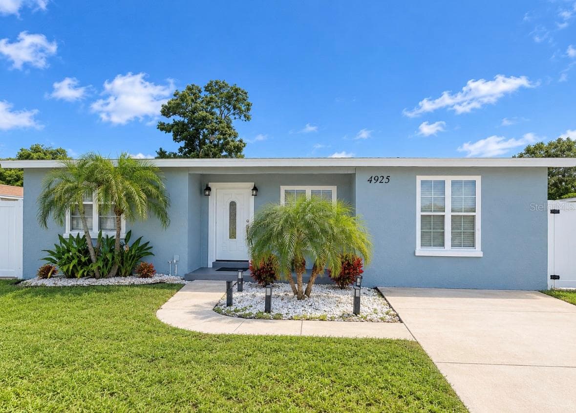 4925 ELDORADO DR