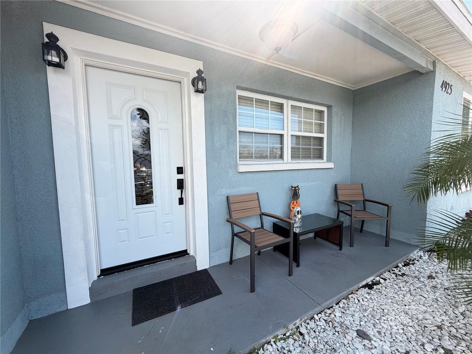Single Family Residence at 4925 ELDORADO DR, TAMPA, photo 3 of 30