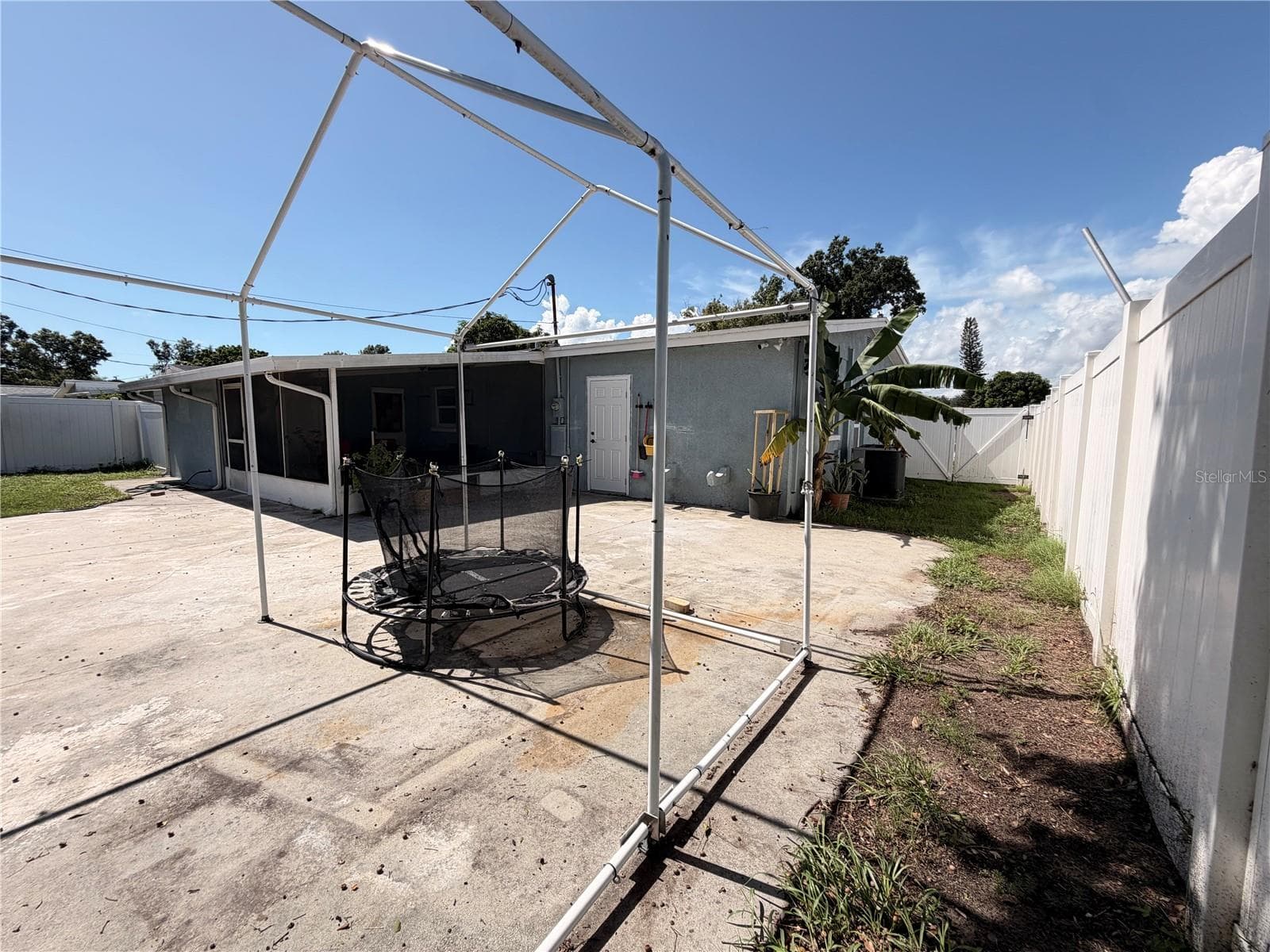 Single Family Residence at 4925 ELDORADO DR, TAMPA, photo 19 of 30
