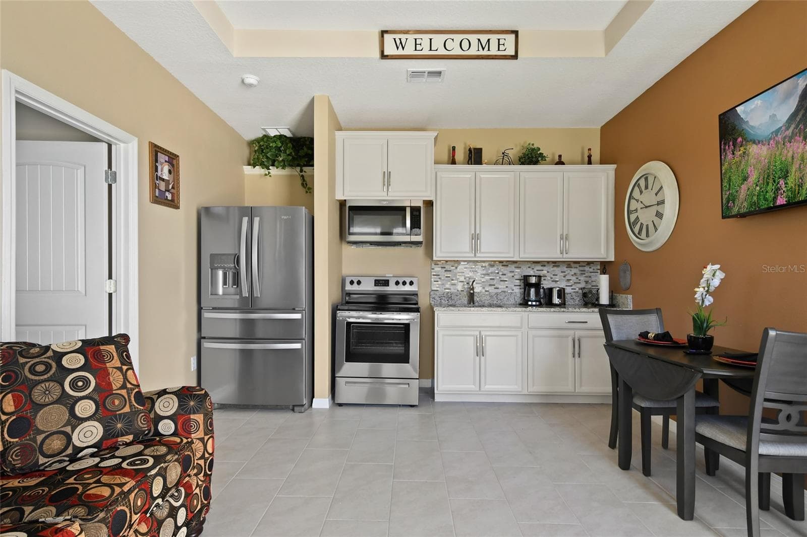 Guest/In-Law Suite Kitchen - 17922 HITHER HILLS CIR, WINTER GARDEN