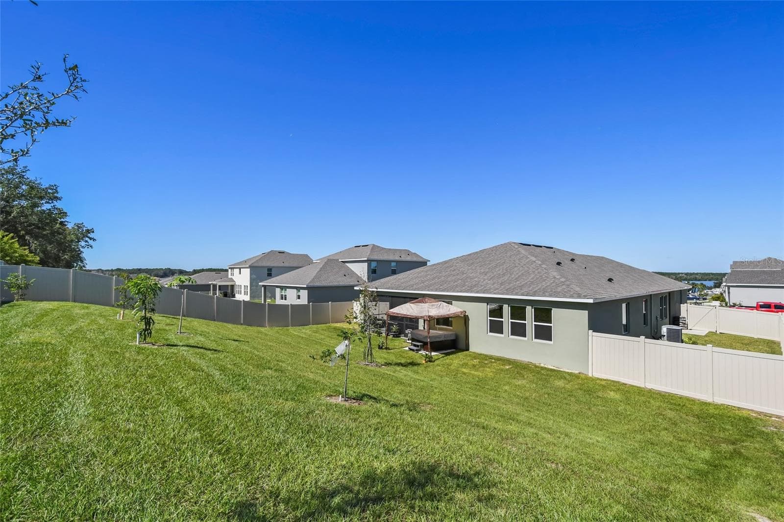 Fenced in backyard - 17922 HITHER HILLS CIR, WINTER GARDEN