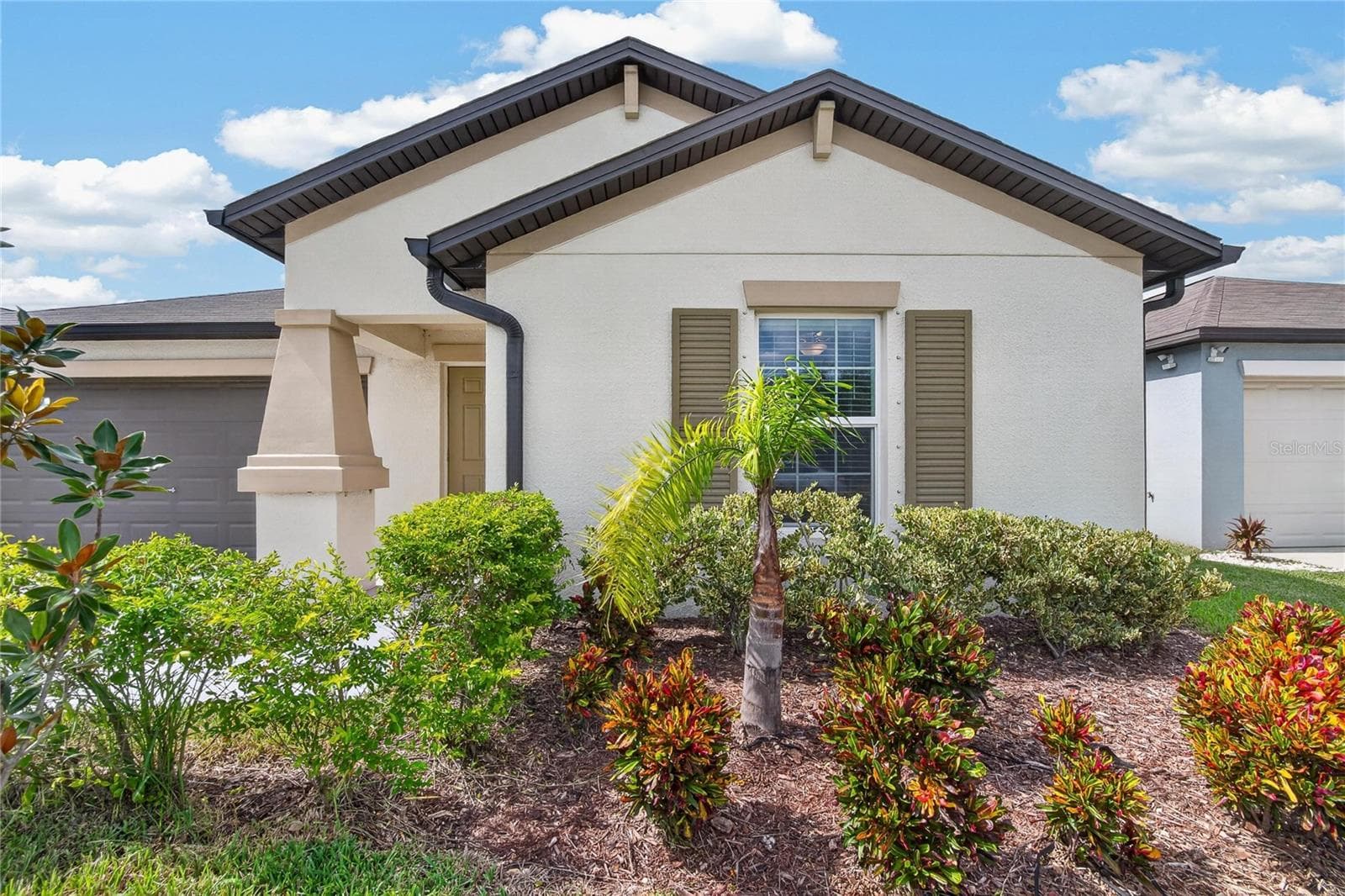 Single Family Residence at 5487 BLUE AZURE DR, WIMAUMA, photo 3 of 60