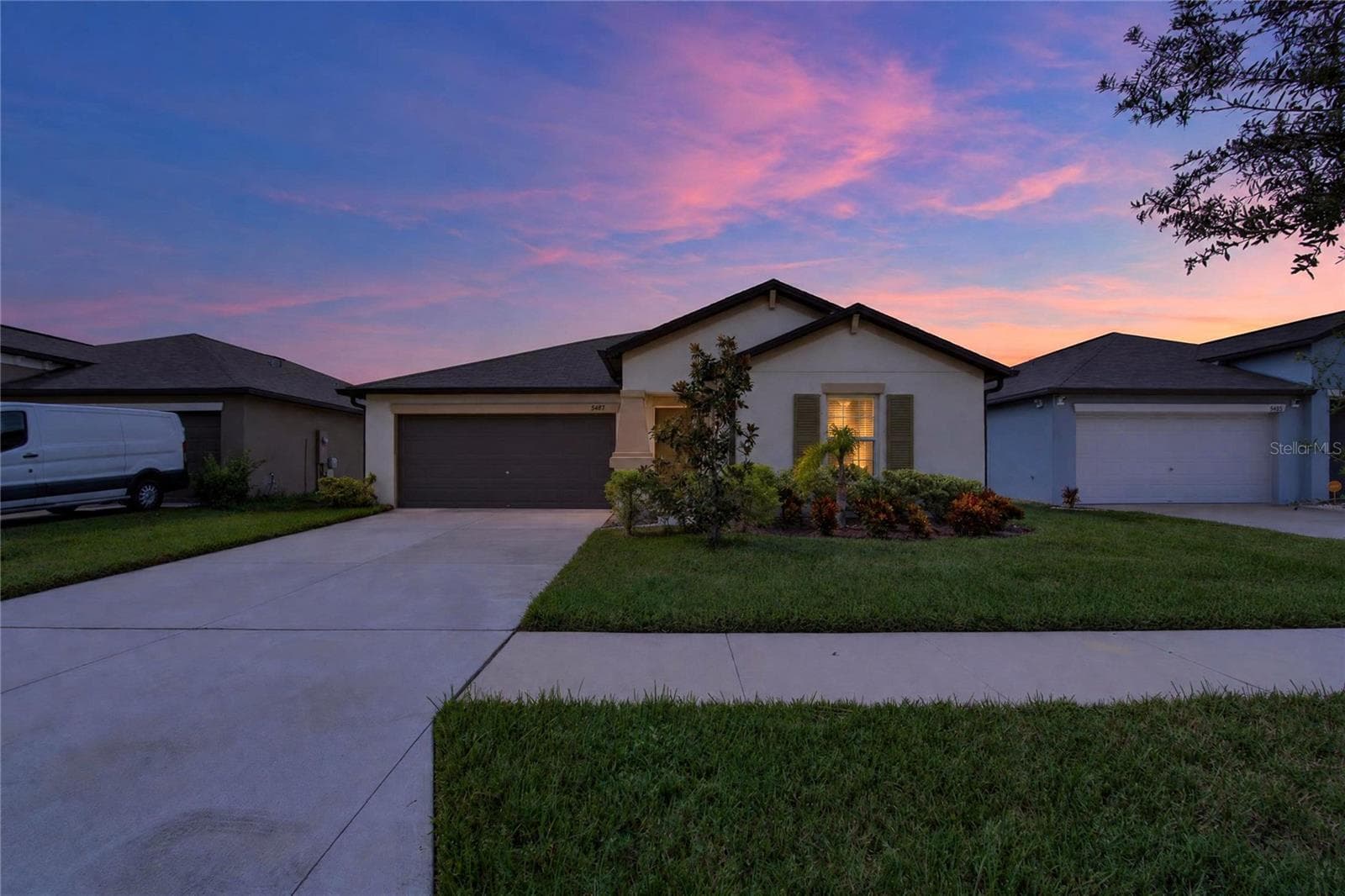 Single Family Residence at 5487 BLUE AZURE DR, WIMAUMA, photo 8 of 60