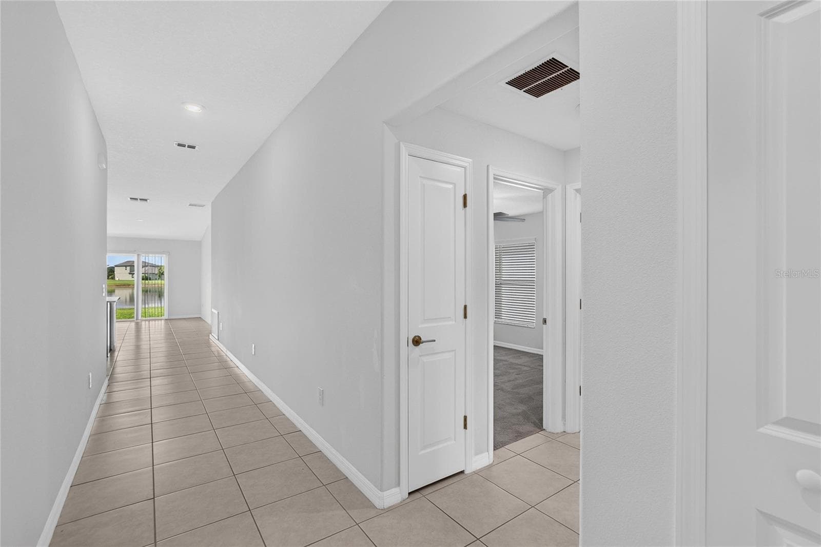 Single Family Residence at 5487 BLUE AZURE DR, WIMAUMA, photo 10 of 60