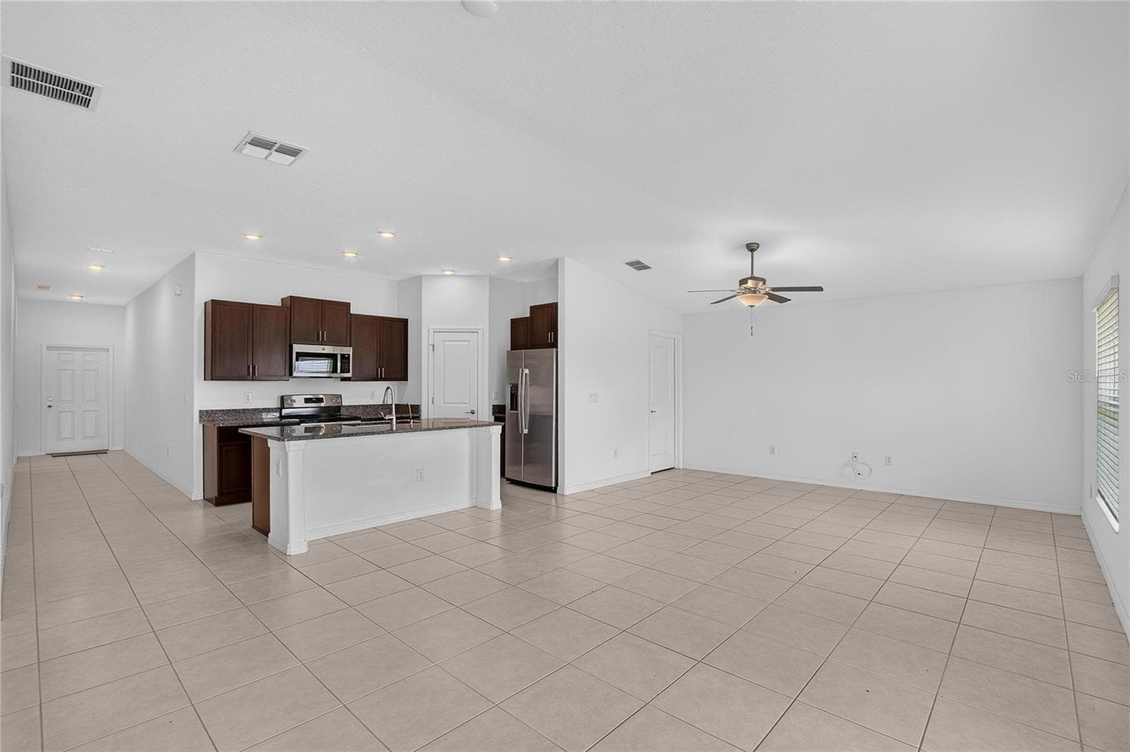 Single Family Residence at 5487 BLUE AZURE DR, WIMAUMA, photo 16 of 60