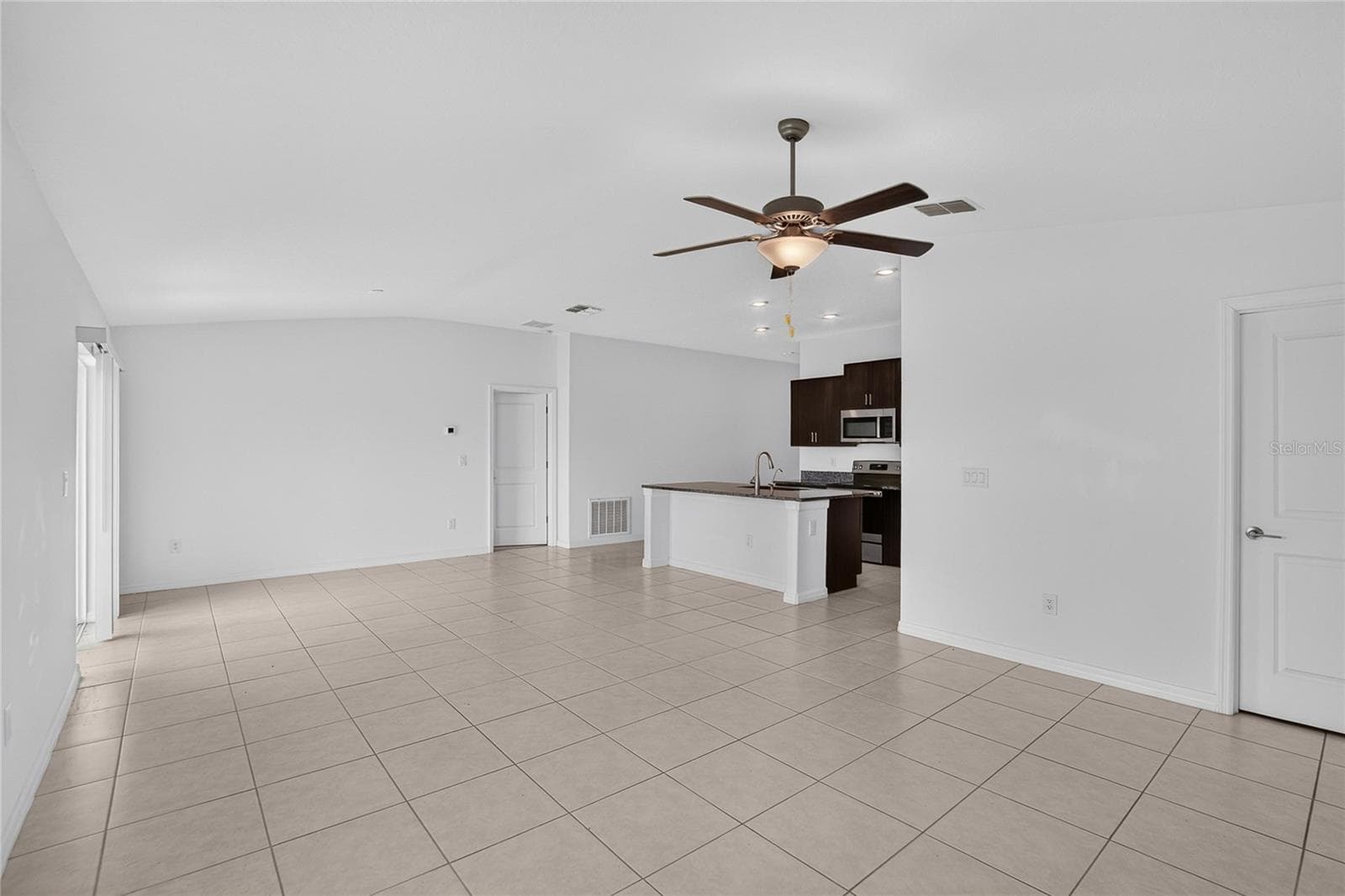 Single Family Residence at 5487 BLUE AZURE DR, WIMAUMA, photo 18 of 60