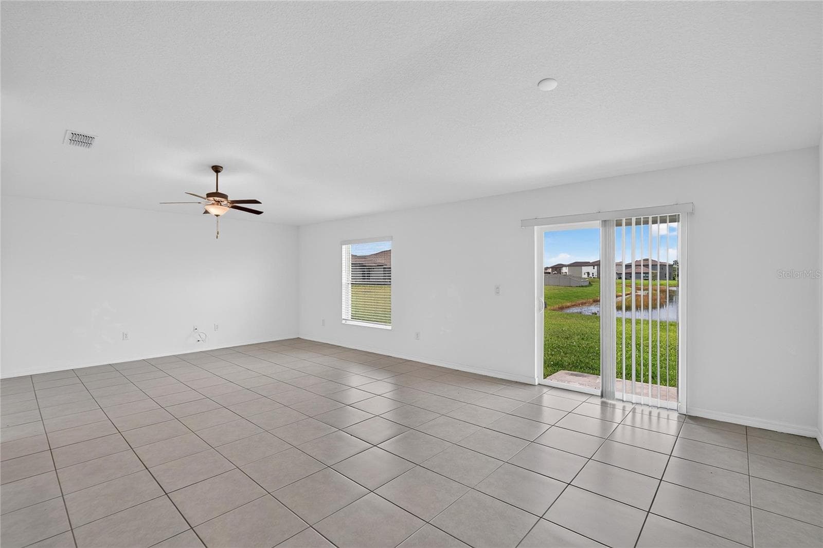 Single Family Residence at 5487 BLUE AZURE DR, WIMAUMA, photo 20 of 60