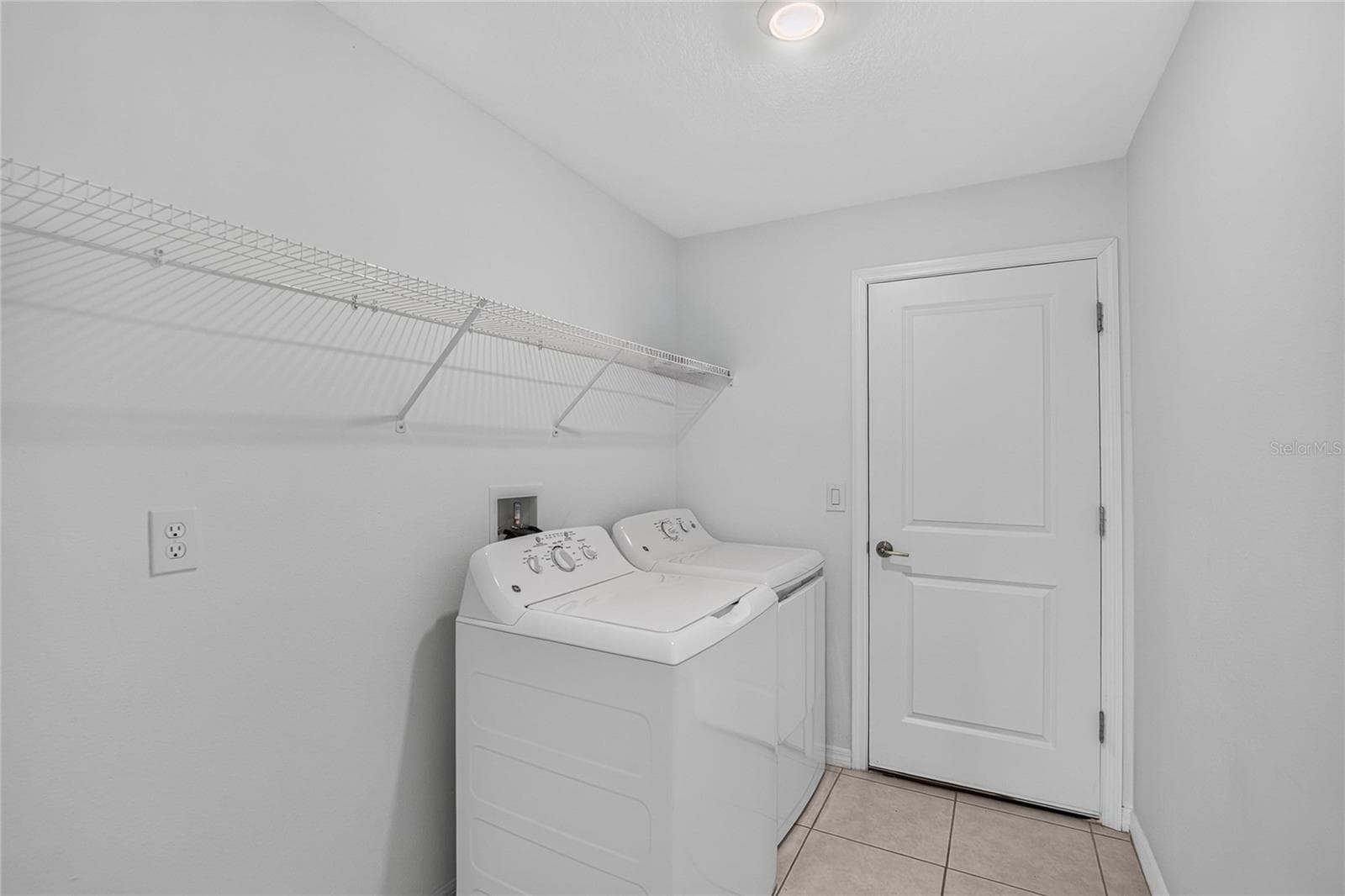 Single Family Residence at 5487 BLUE AZURE DR, WIMAUMA, photo 44 of 60