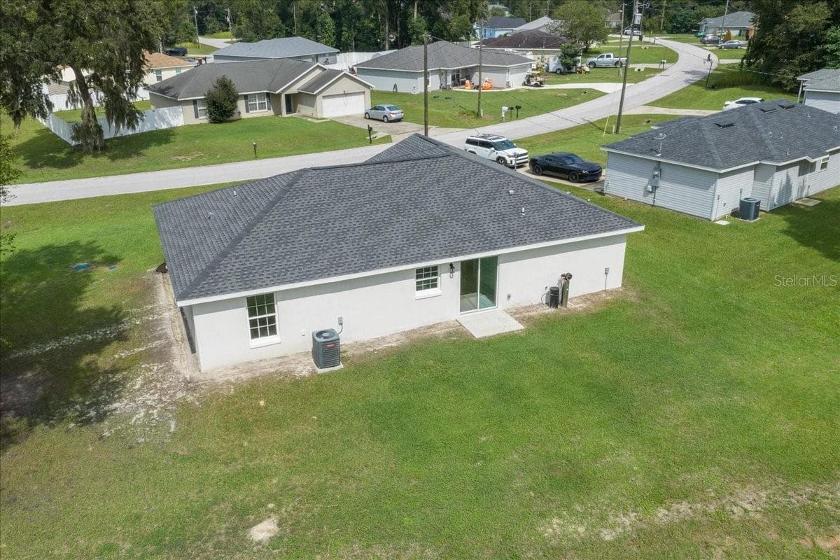 Single Family Residence at 2 DOGWOOD DRIVE RADL., OCALA, photo 7 of 37