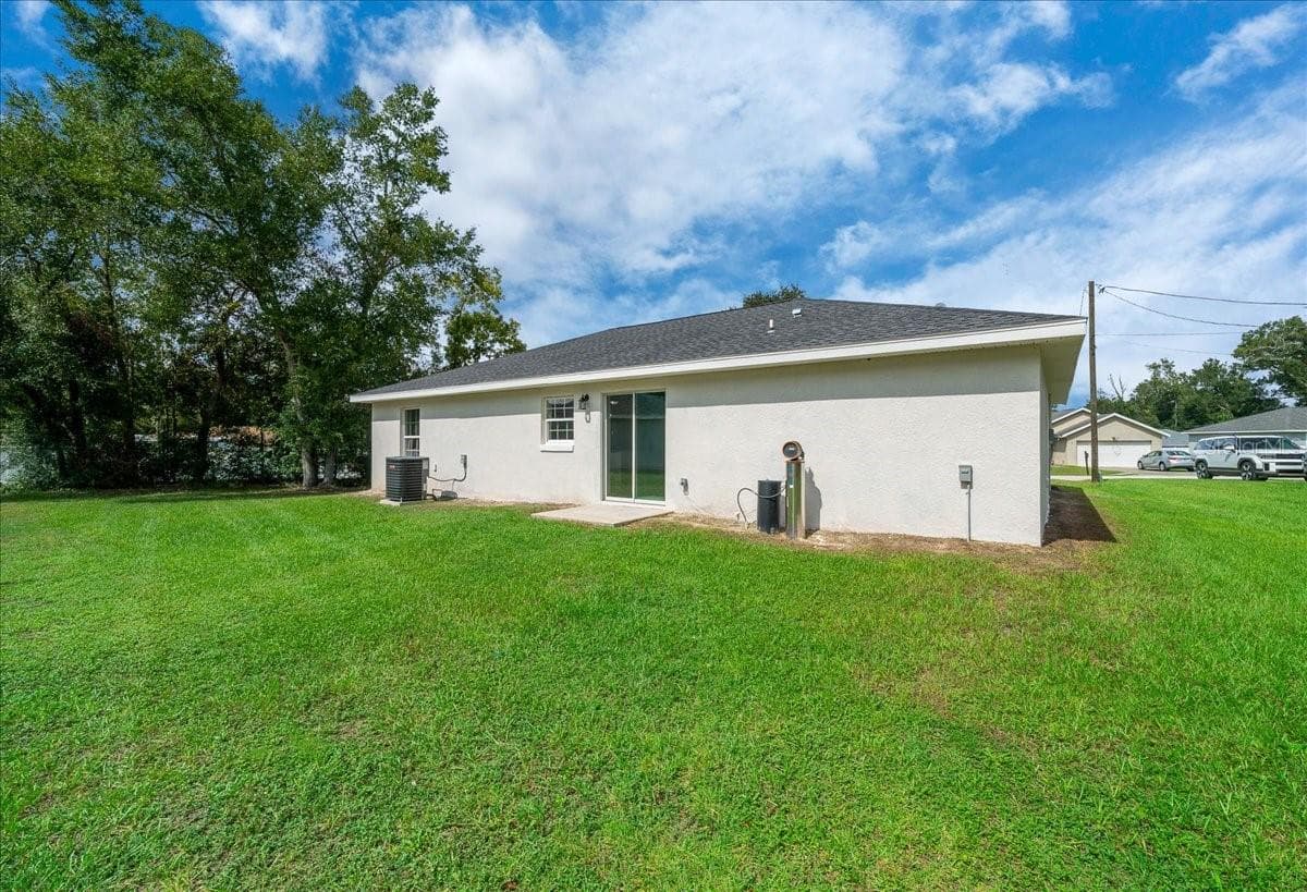 Single Family Residence at 2 DOGWOOD DRIVE RADL., OCALA, photo 10 of 37