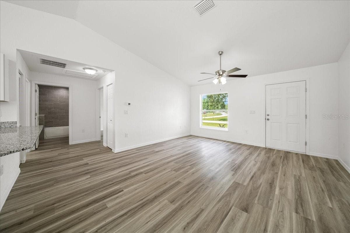 Single Family Residence at 2 DOGWOOD DRIVE RADL., OCALA, photo 14 of 37